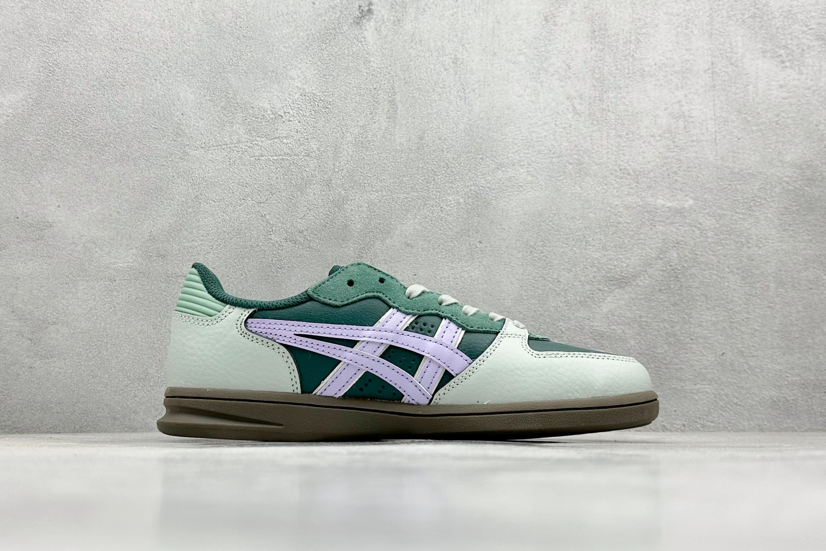 Asics Skyhand OG