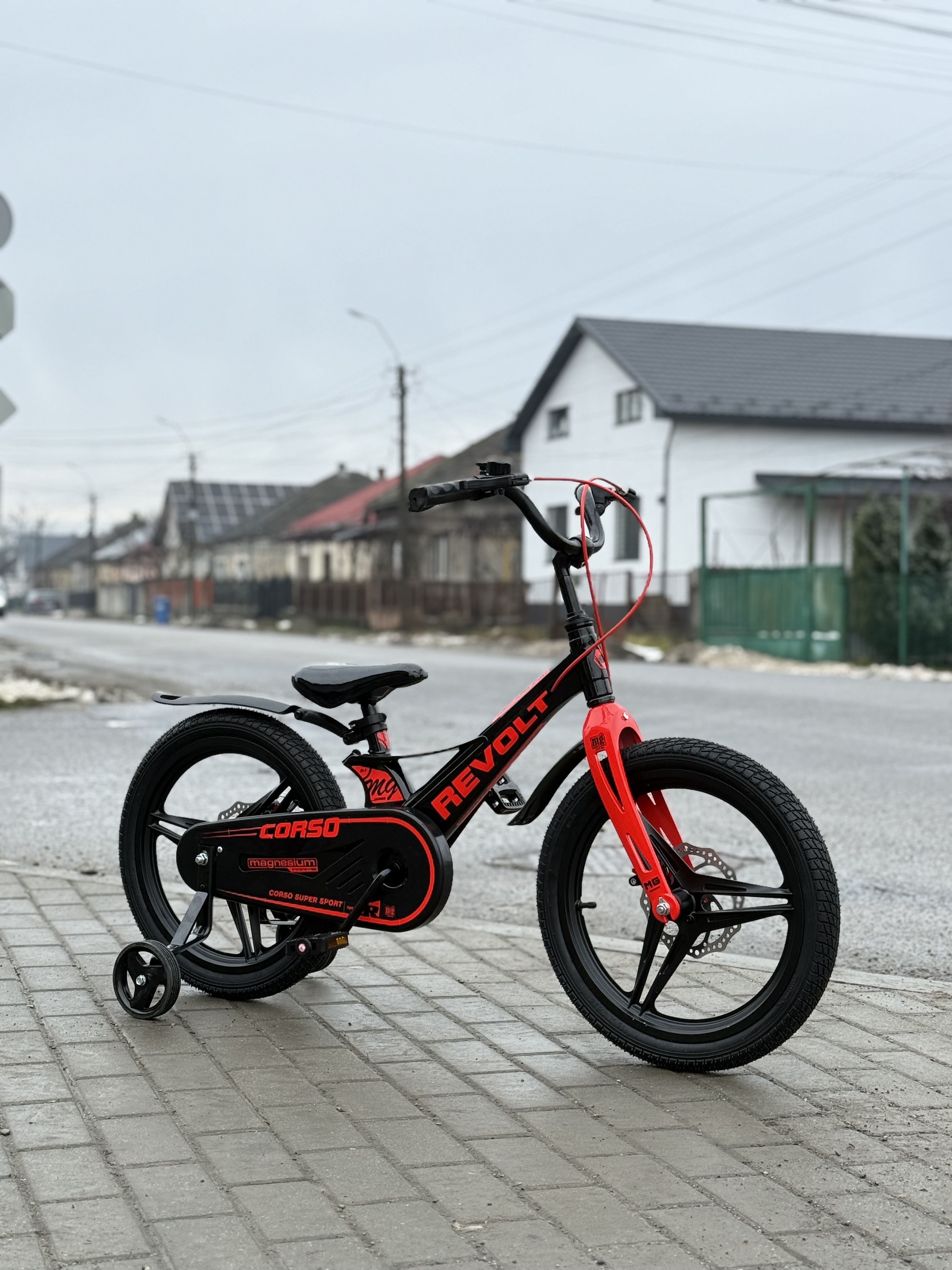 Велосипед 18" дюймів 2-х колісний Corso «REVOLT» MG-18747  (1) МАГНІЄВА РАМА, ЛИТІ ДИСКИ, ДИСКОВІ ГАЛЬМА, зібран на 75%