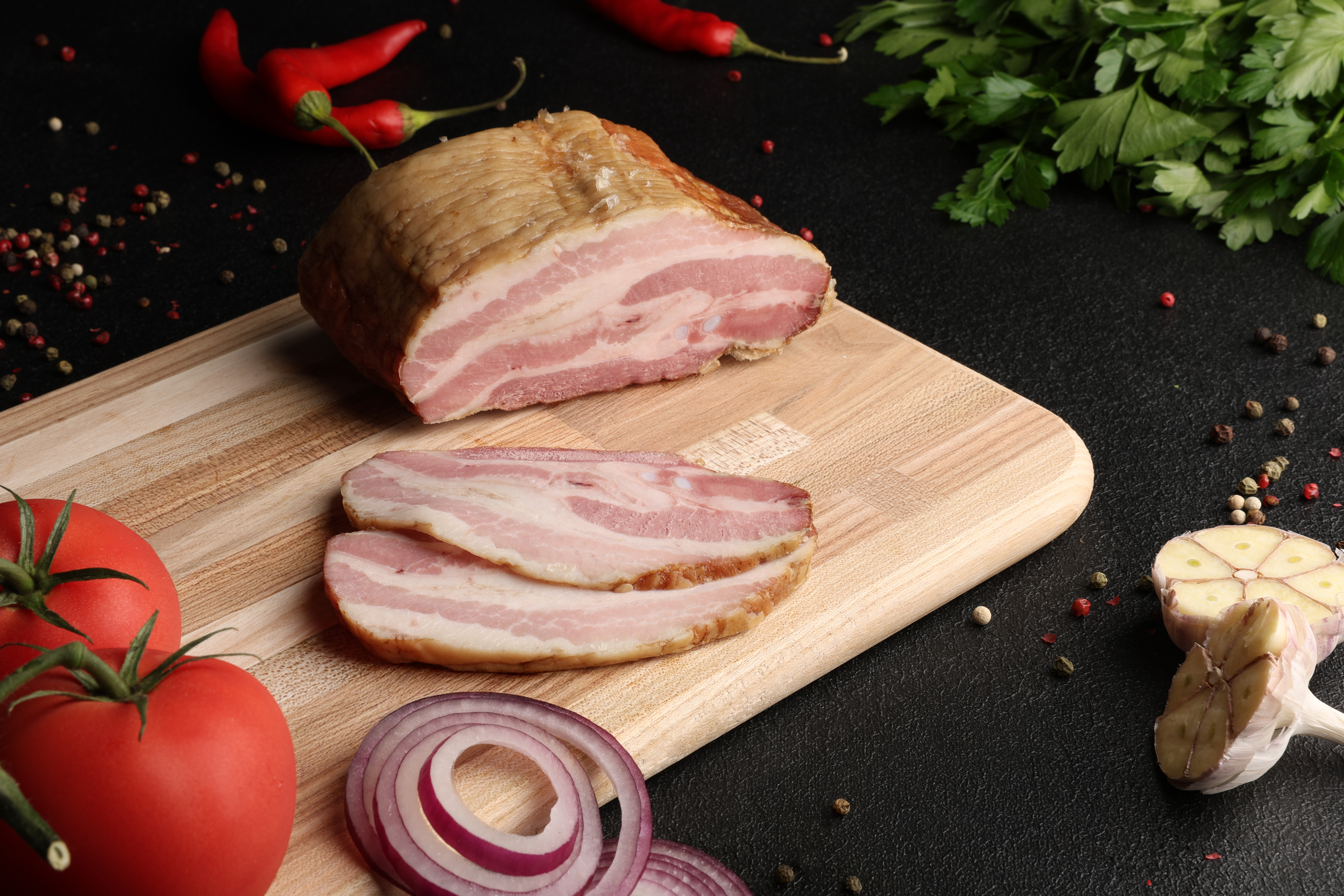 Грудинка зі свинини копчена