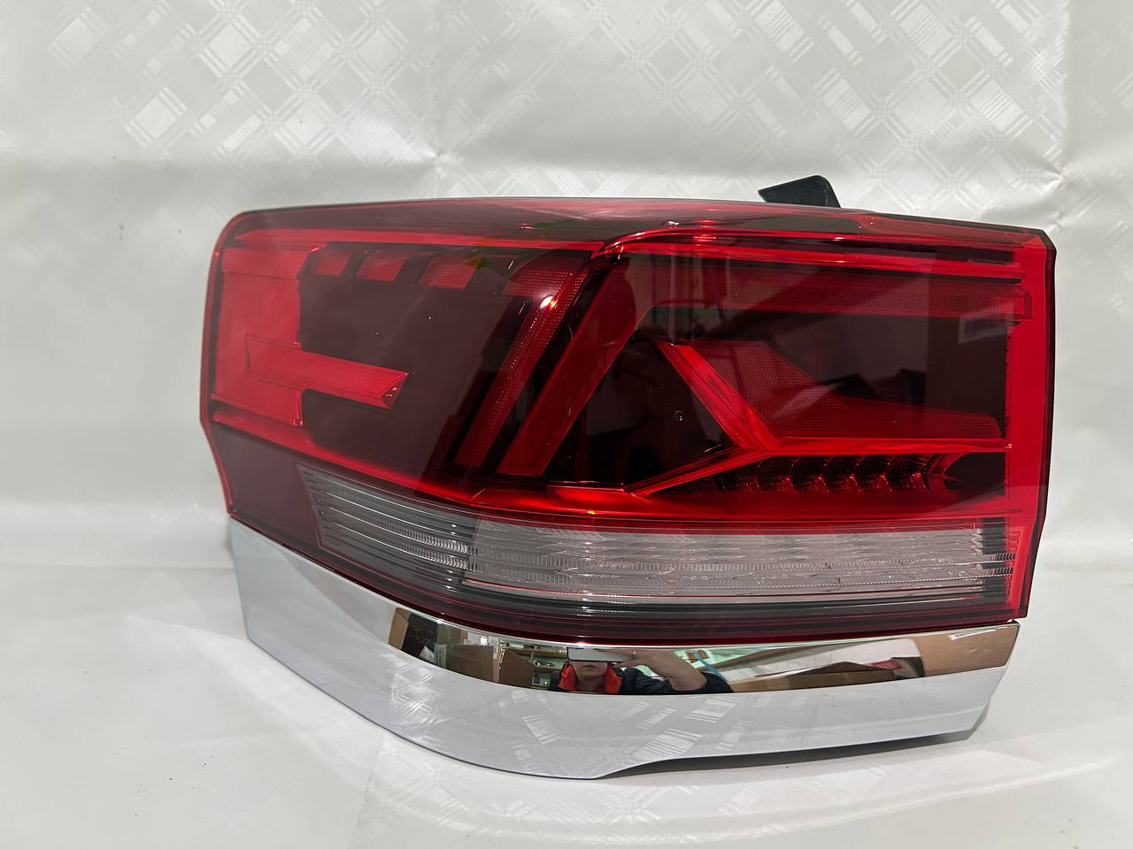 VOLKSWAGEN ATLAS Ліва сторона в крило Б/у оригінал 2021 - 2024 роки