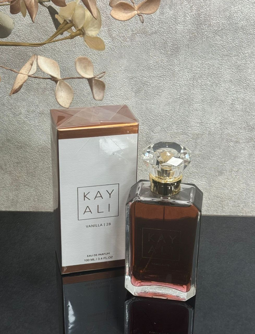 KAYALI Vanilla 28