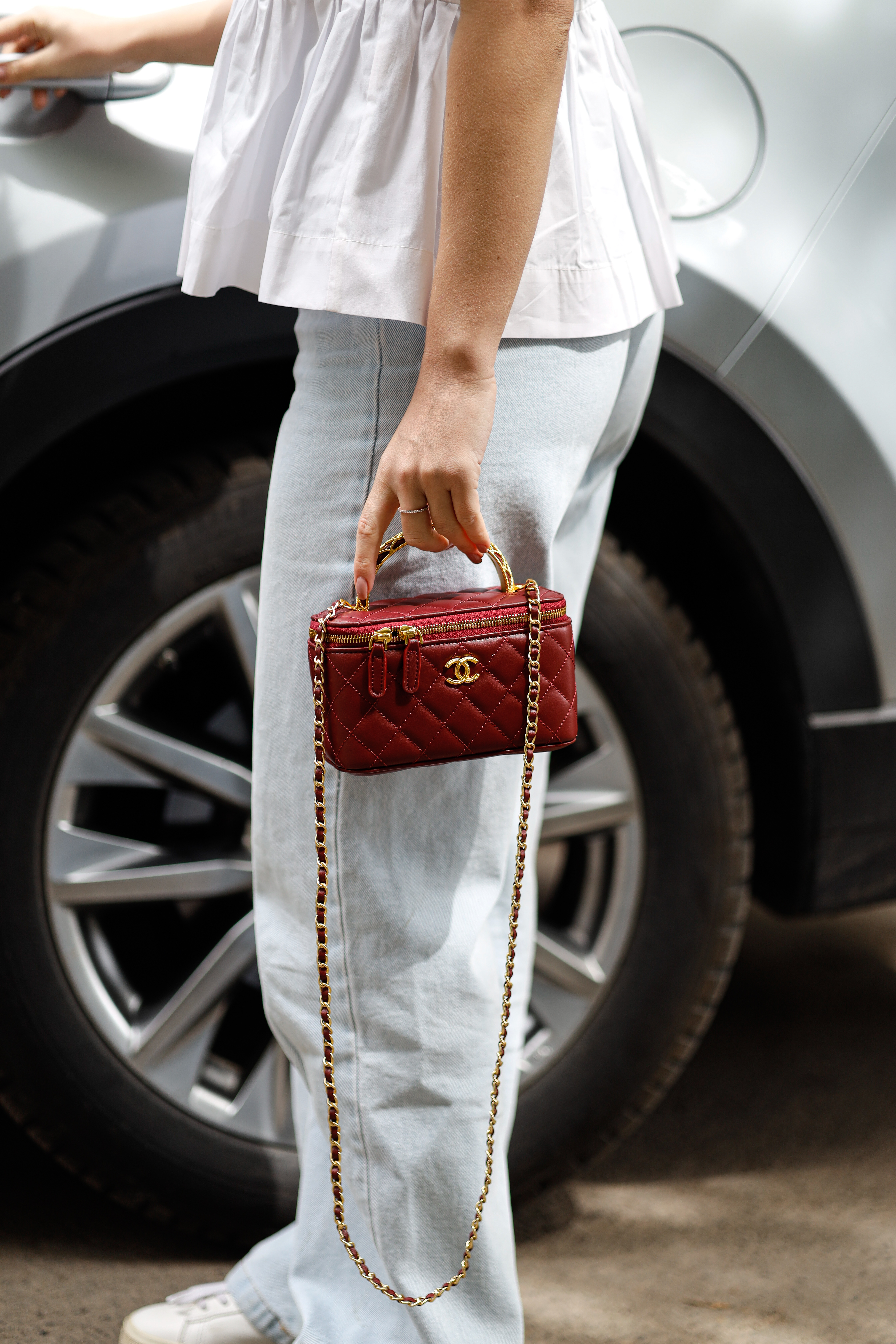 Chanel Classic Burgundy Lambskin Pearl Crush Vanity Bag Gold