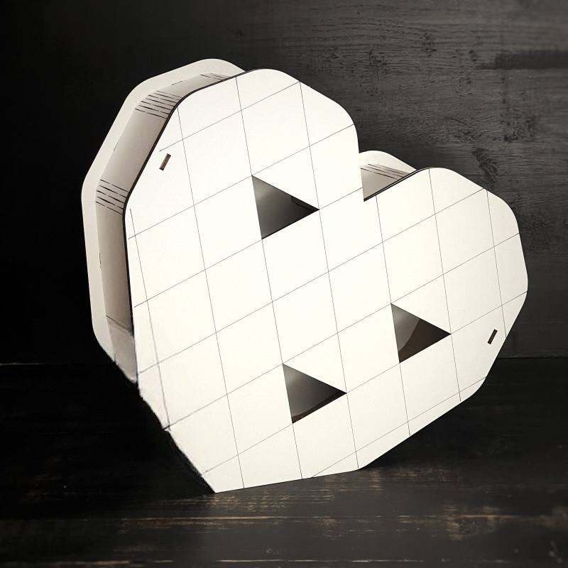 Бокс серце з геометричним малюнком, білий 27х24х9 см