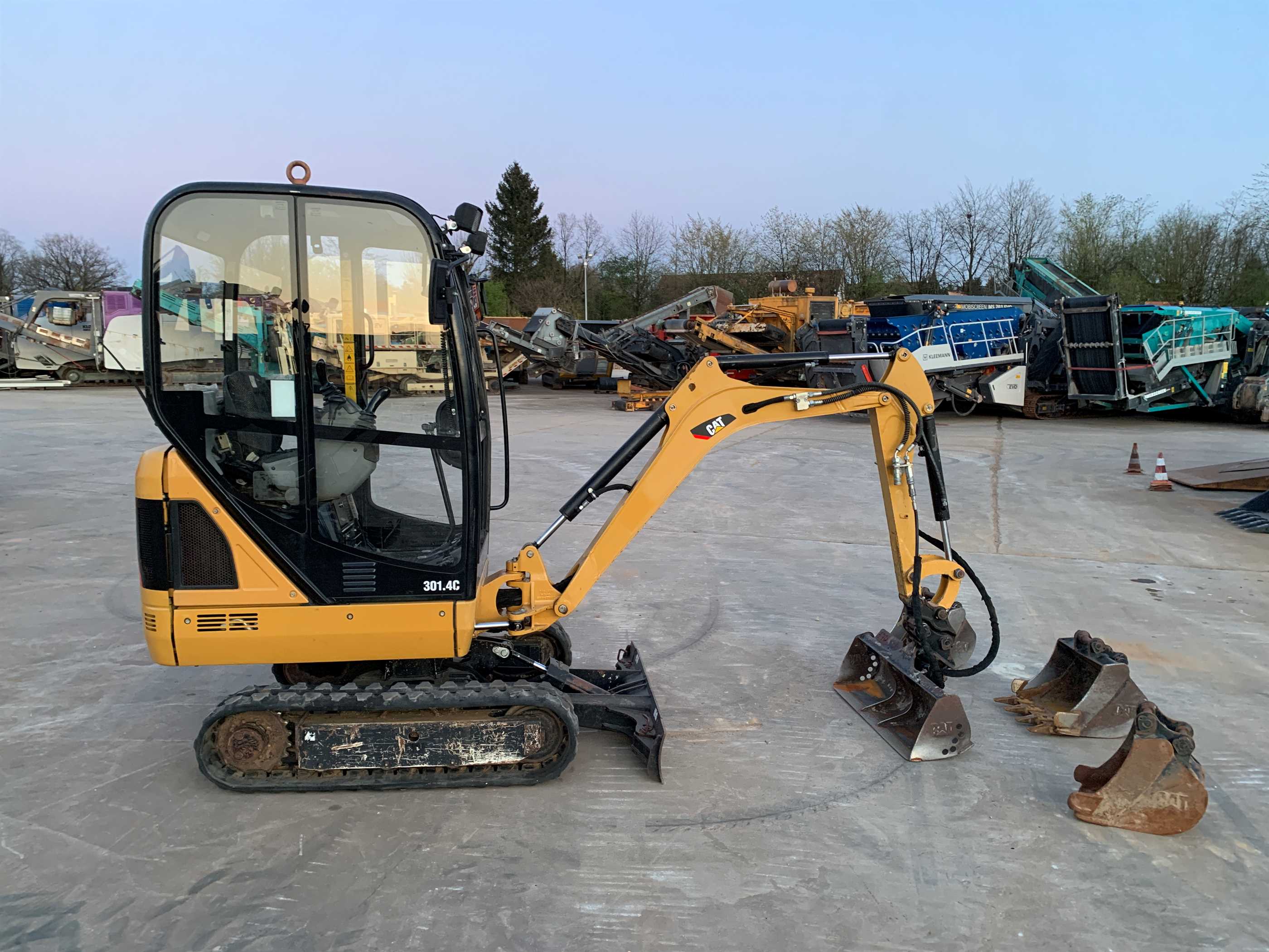 Міні екскаватор Caterpillar 301.4 C  | 2017 рік | 2 435 мотогодин |