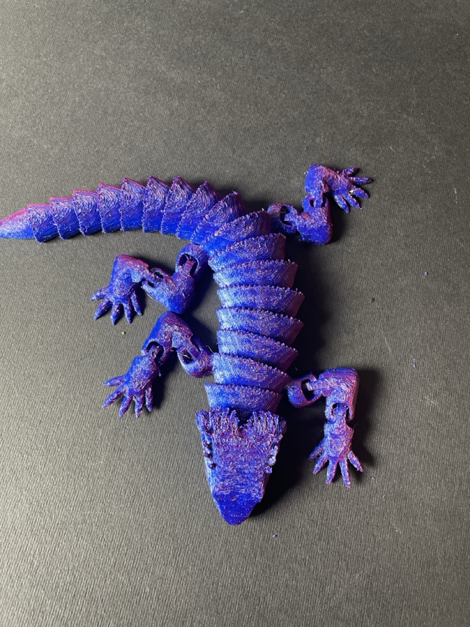 Ящірка рухома