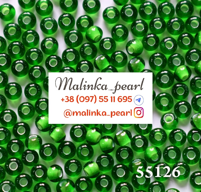 Бісер зелений, прозорий з білим отвором