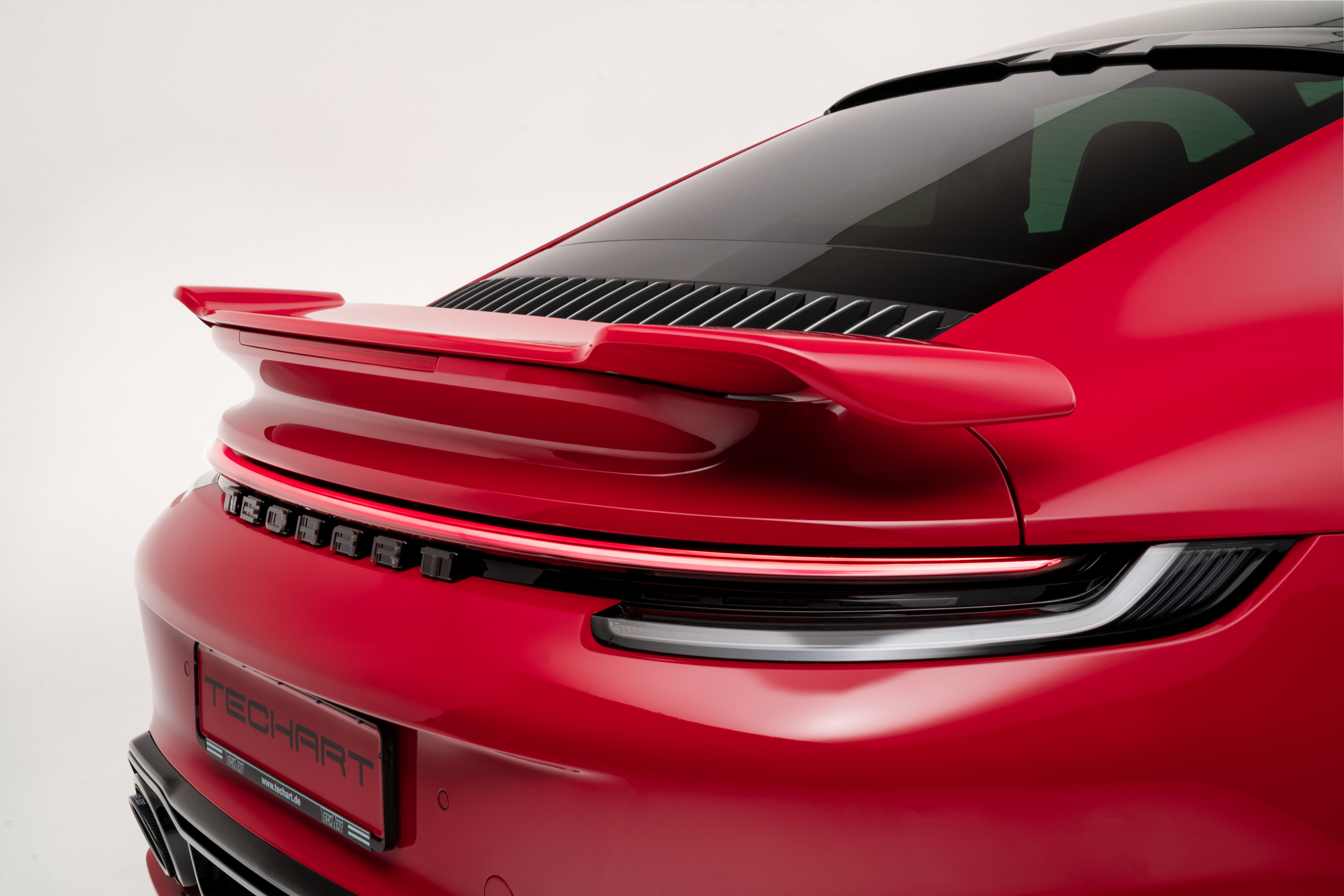 Porsche 911 Turbo (992) TECHART spoiler