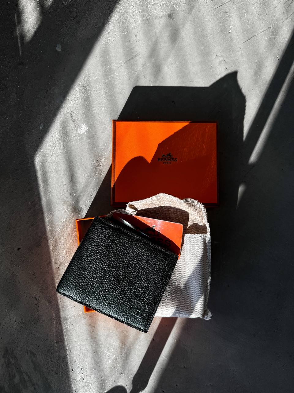 Hermes Totel Black
