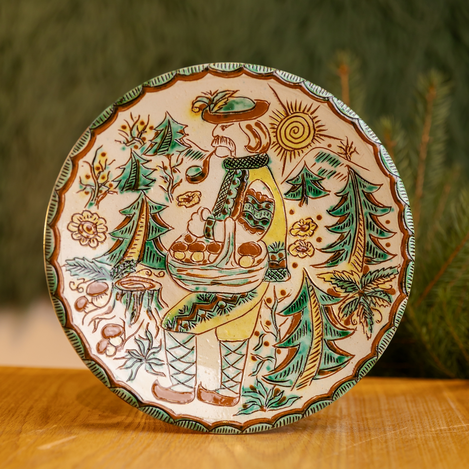 Таріль на стіну 