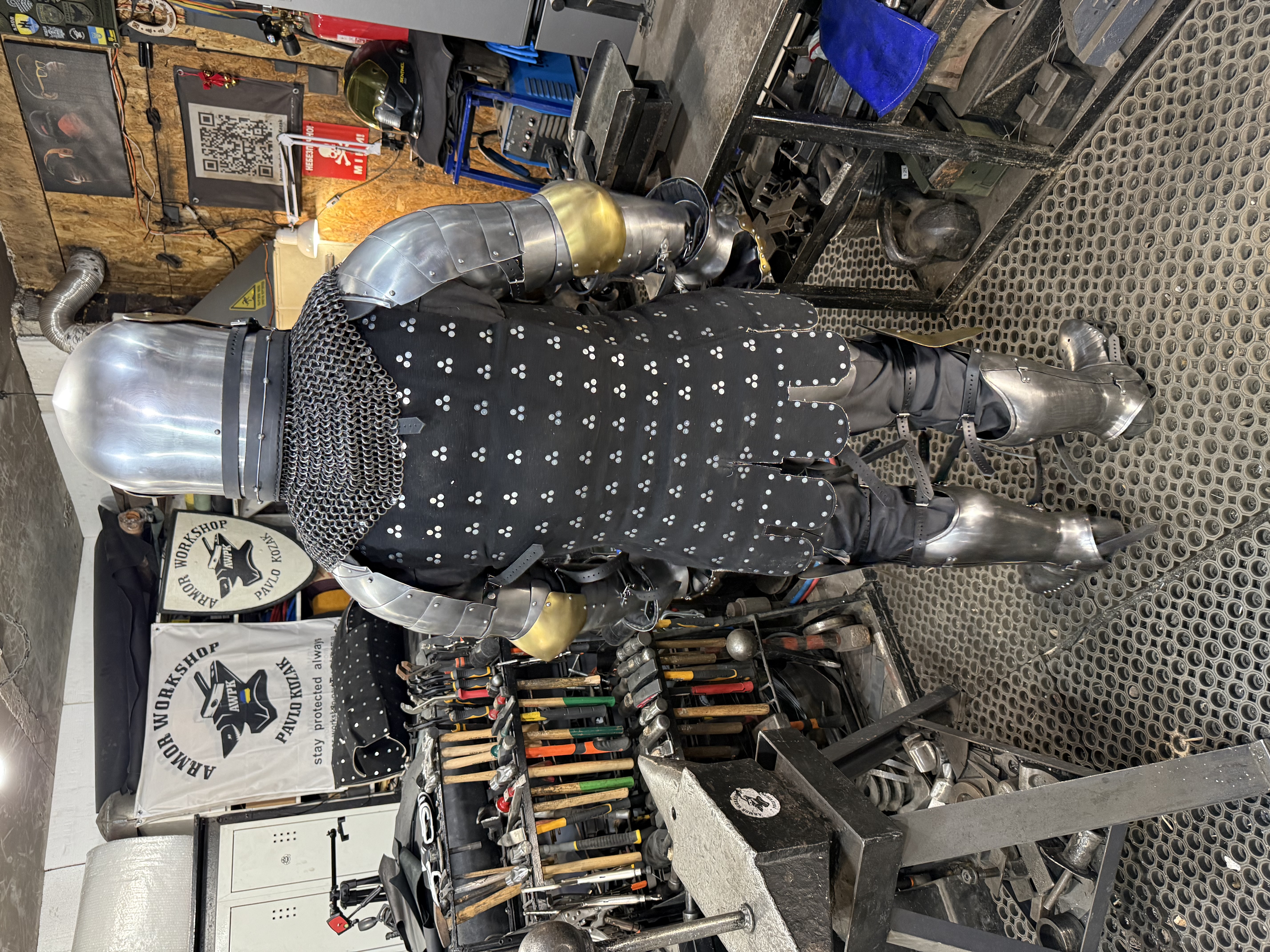Full armor set “brass style”