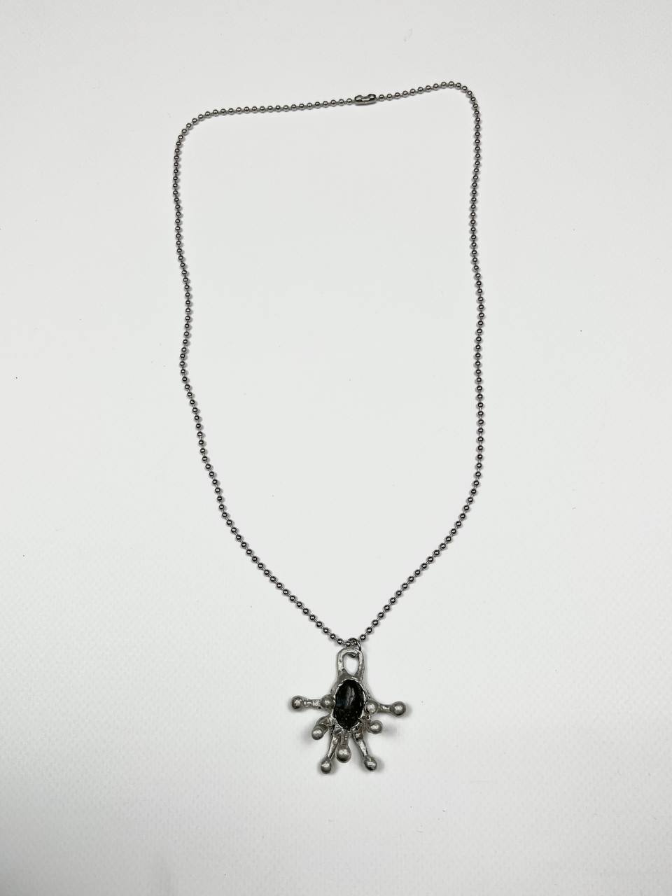 Кулон з лабрадориттом від Lova