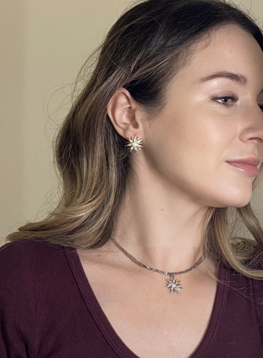 Чокер з підвіскою Сонце з натурального гематиту