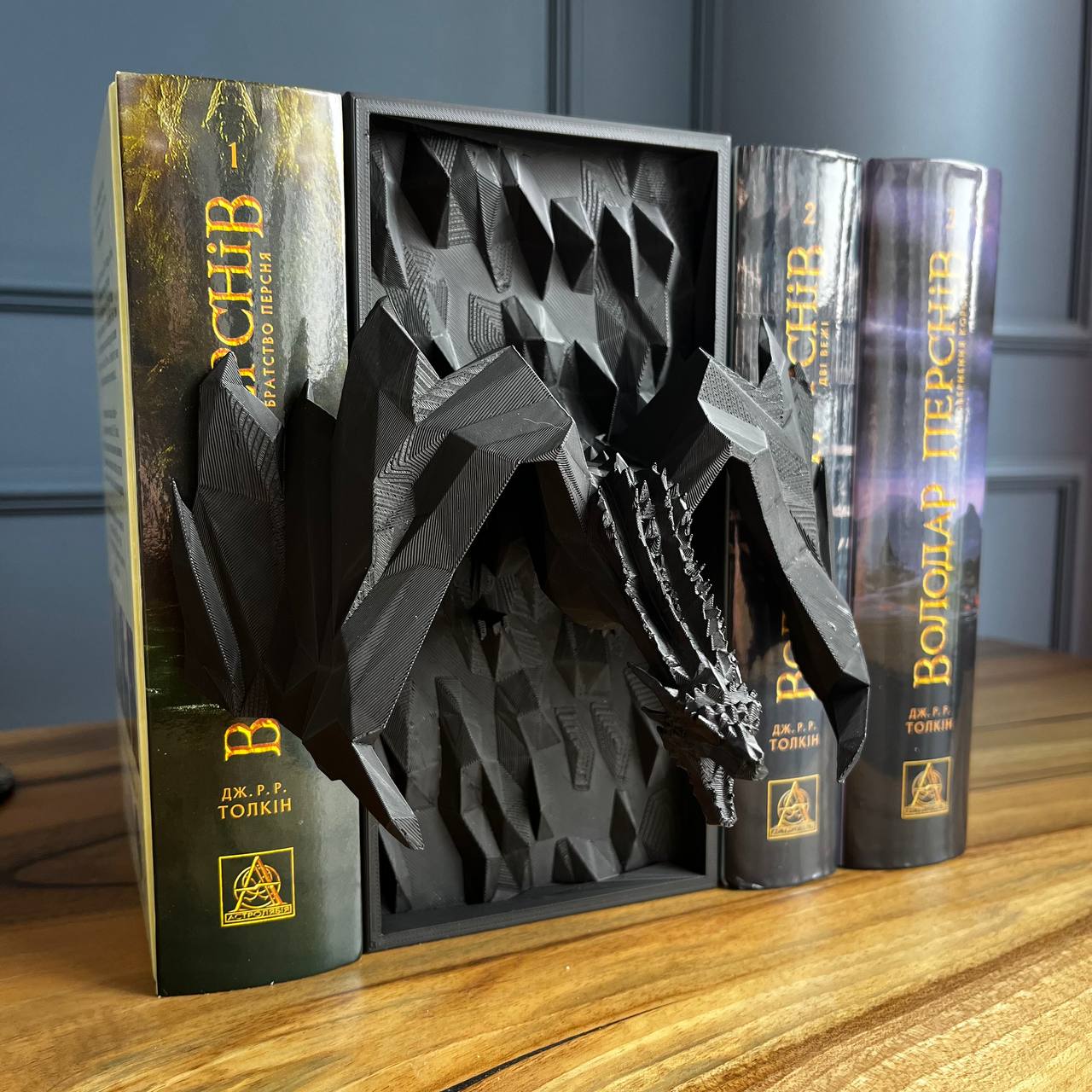 БукНук "Dragon Smaug" Декор для книжкової полиці Вкладка між книги Фентезі 3Д друк
