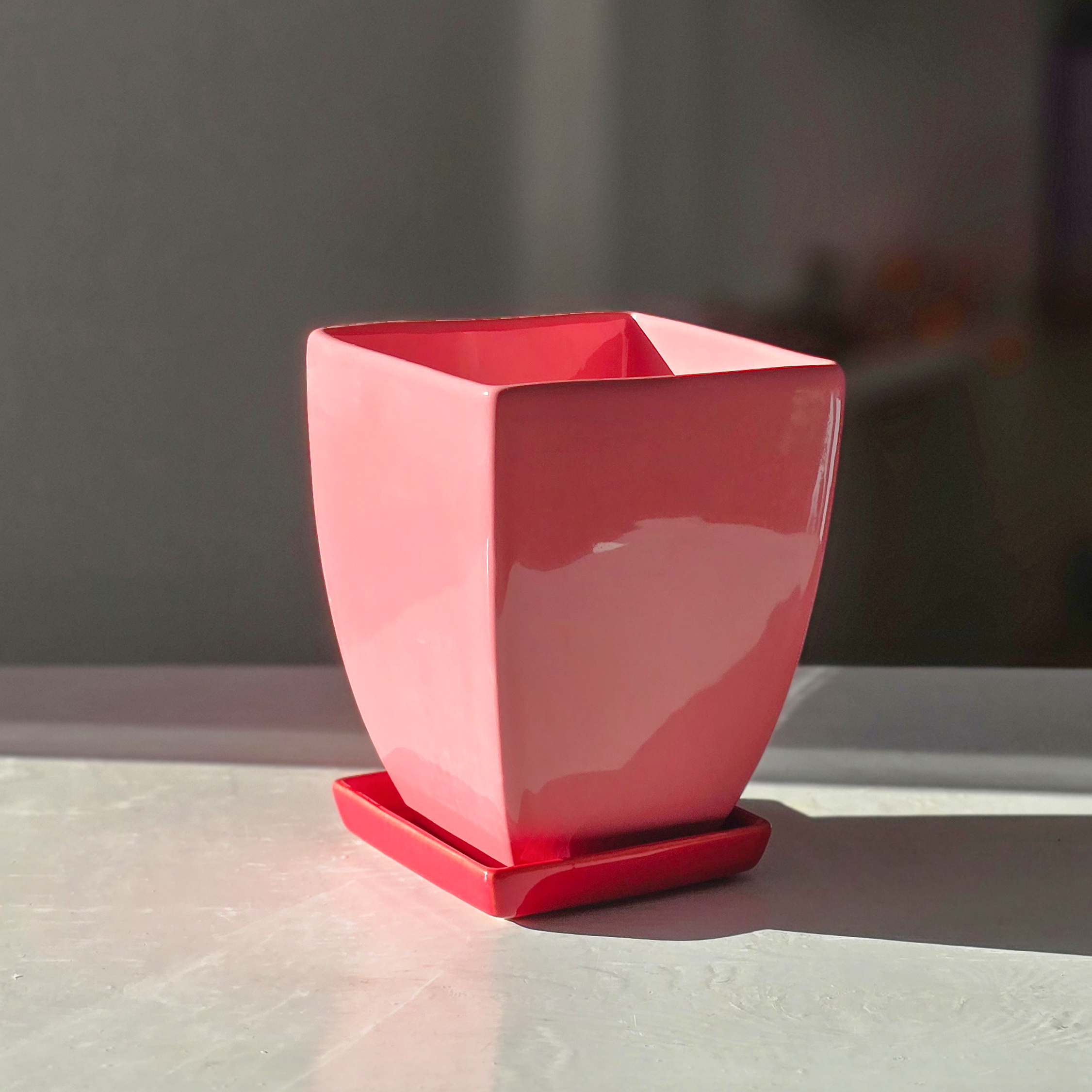 Горщик керамічний Конус чотирикутний 1,1 л Кораловий p091