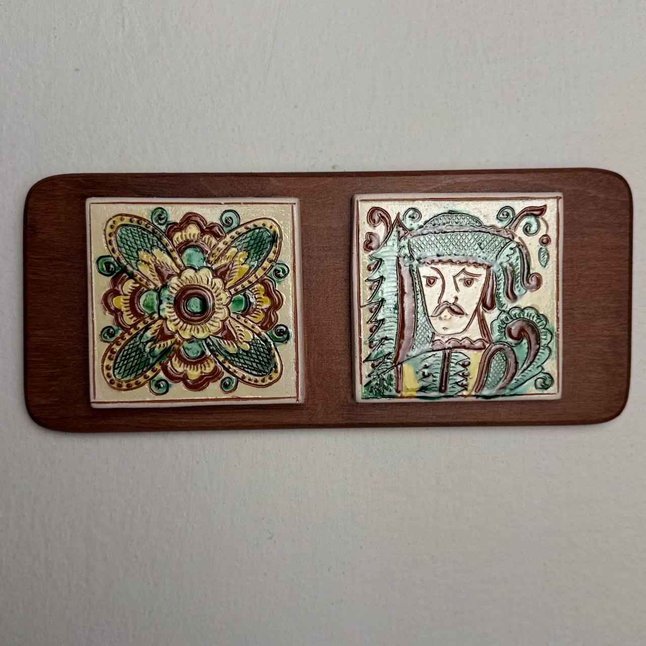 Плиточка на дереві для декору, 30*13 см