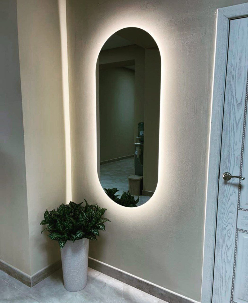 Дзеркало з LED підсвіткою "Aron"