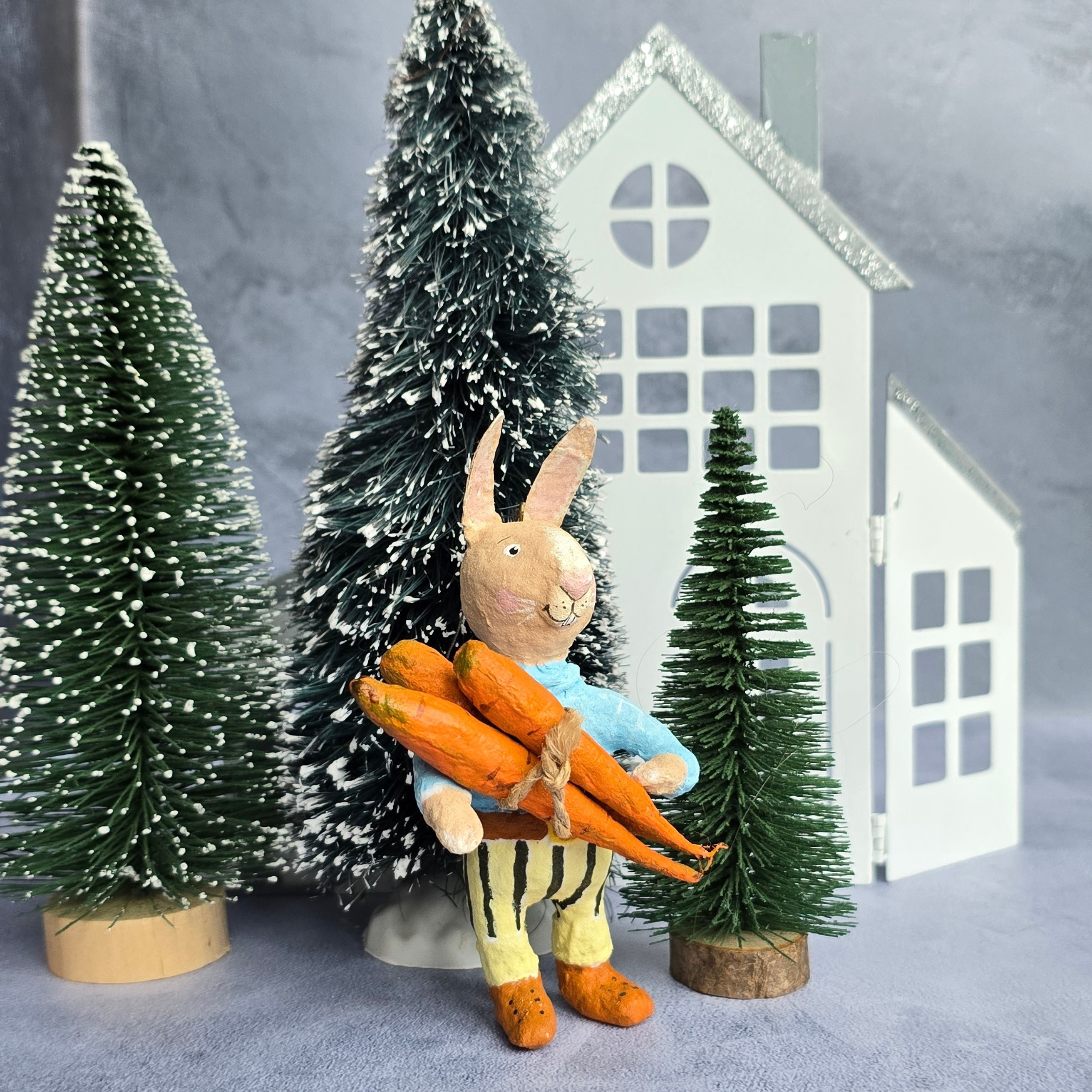 Cotton ornament Rabbit with carrots