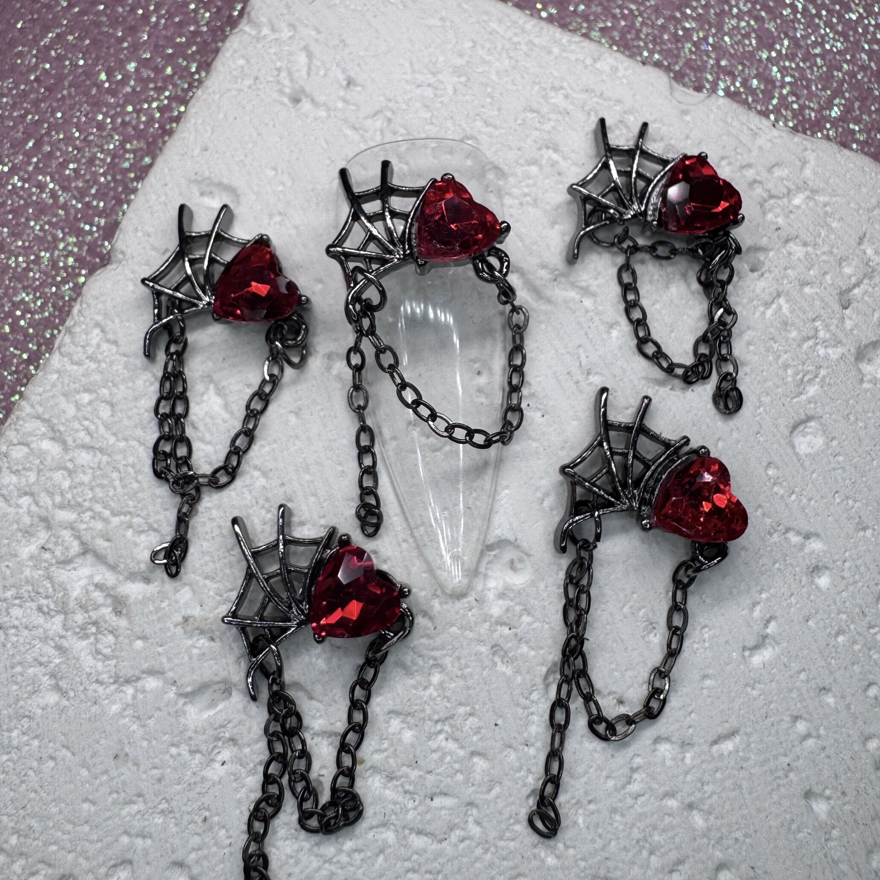 Фігурка для нігтів "Павутинка з ланцюжком"