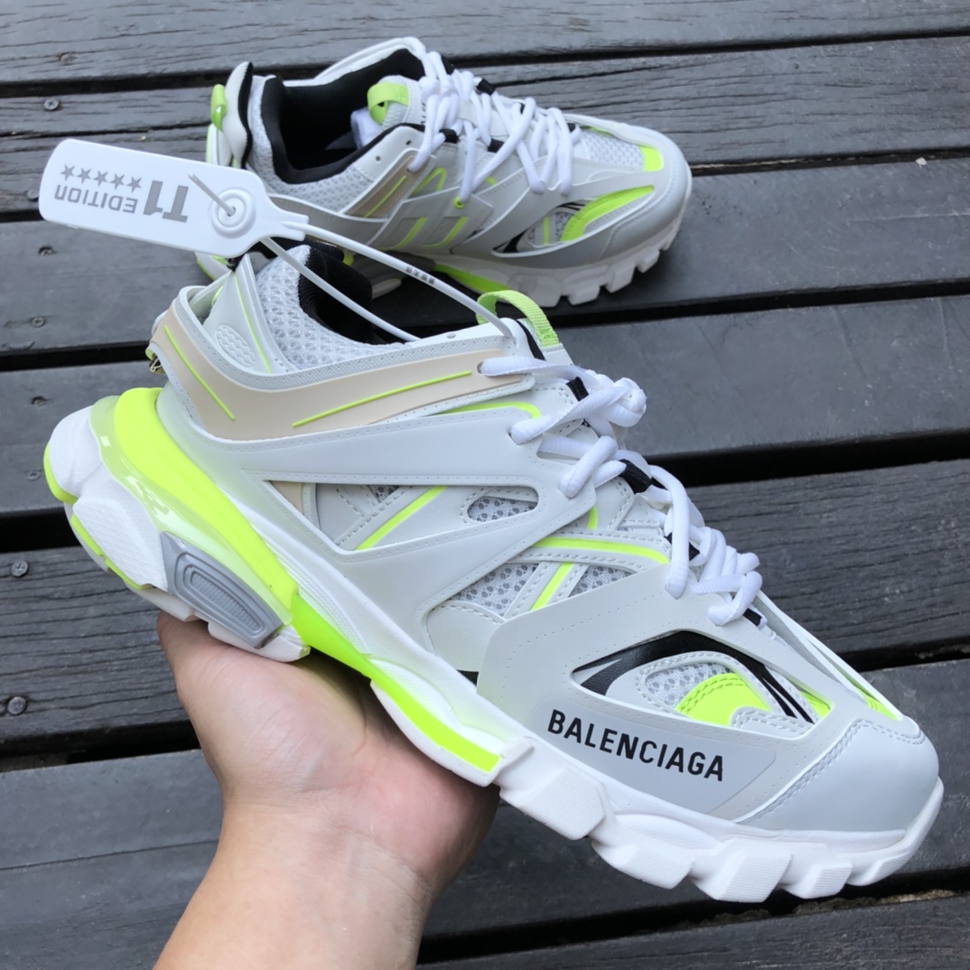 Balenciaga Triple S Green