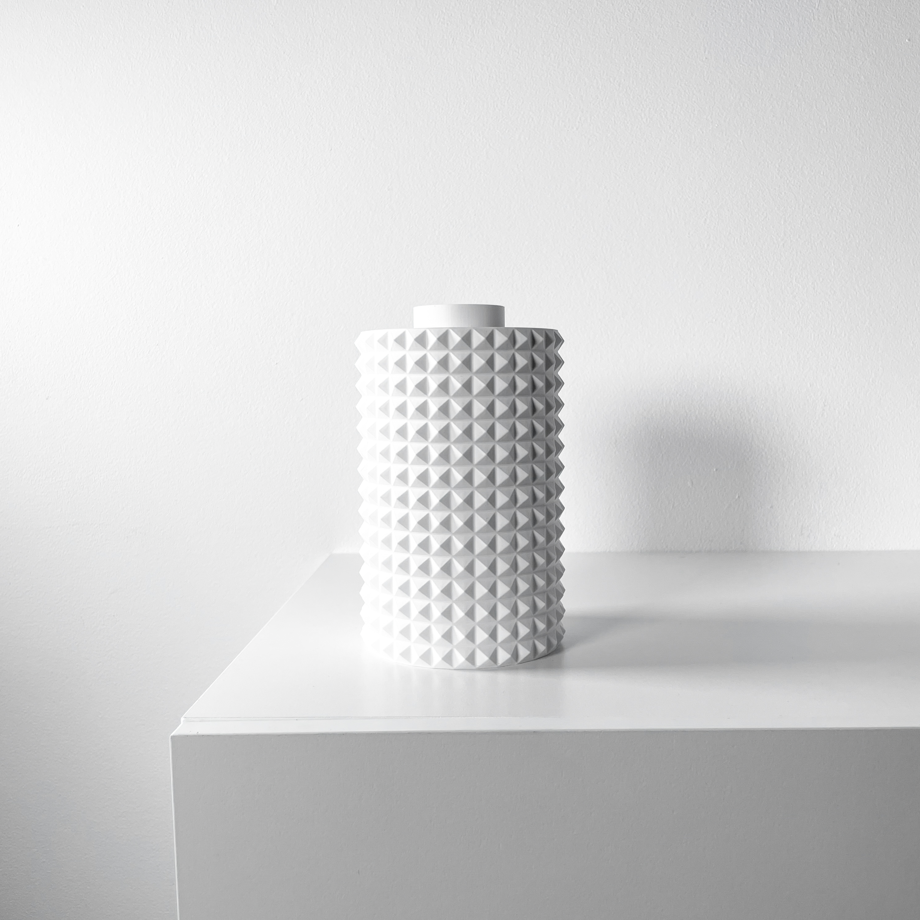 Luvon Vase – Elegant 3D Printed Vase