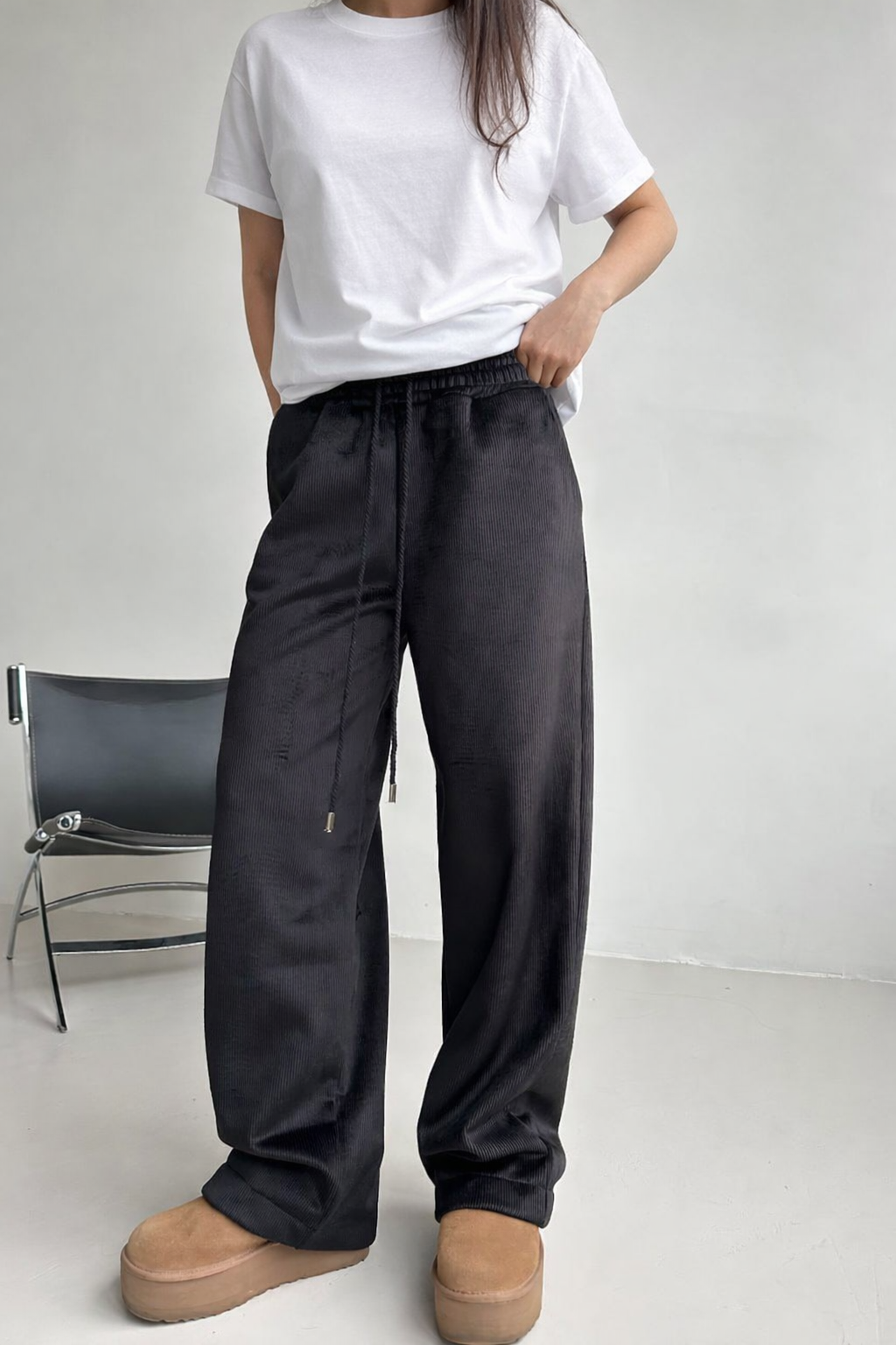 Штани вельвет чорні фліс