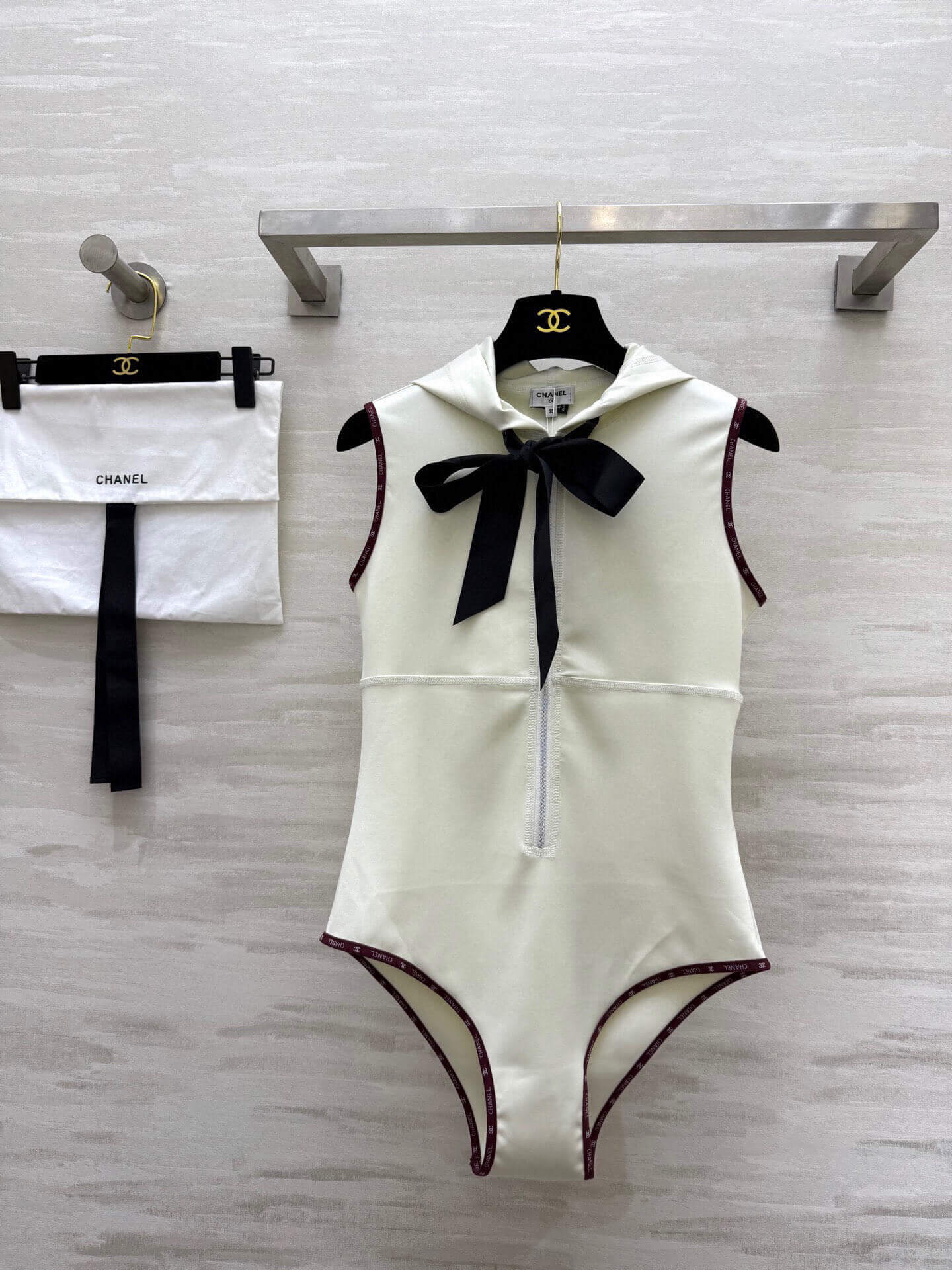 Chanel купальник