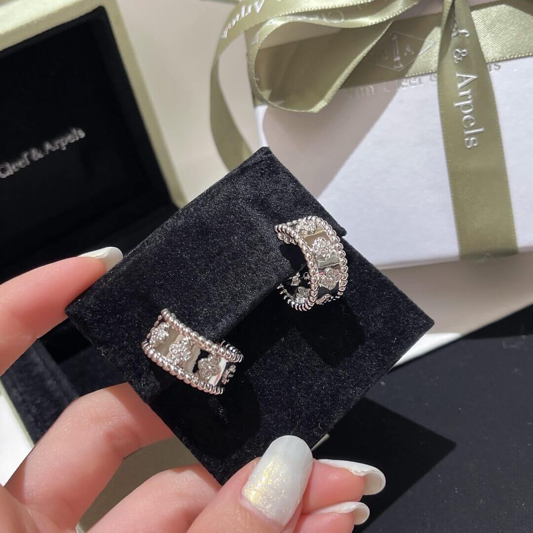 Van Cleef&Arpels сережки золоті