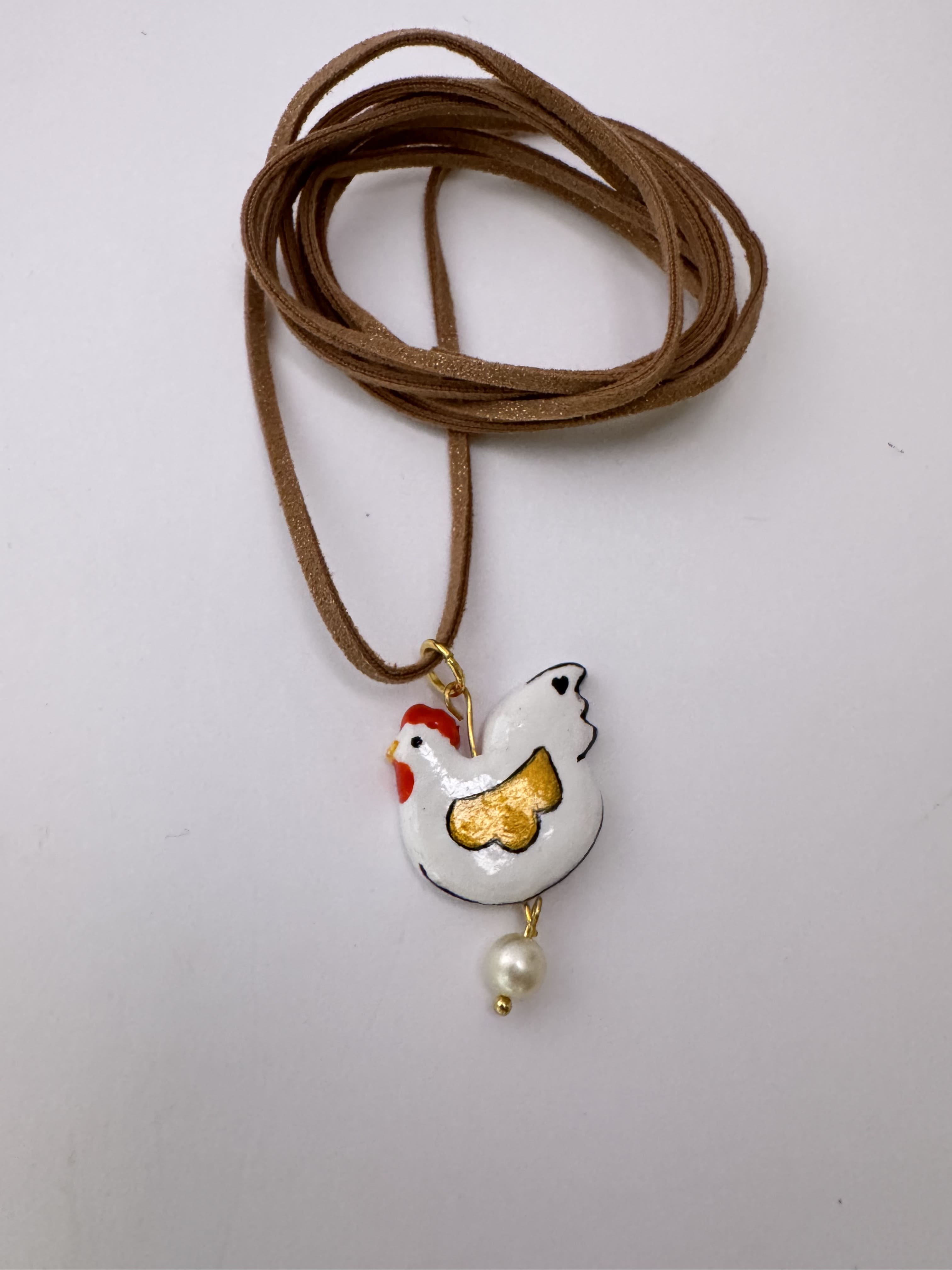 Підвіска на шию «Курочка» з глини