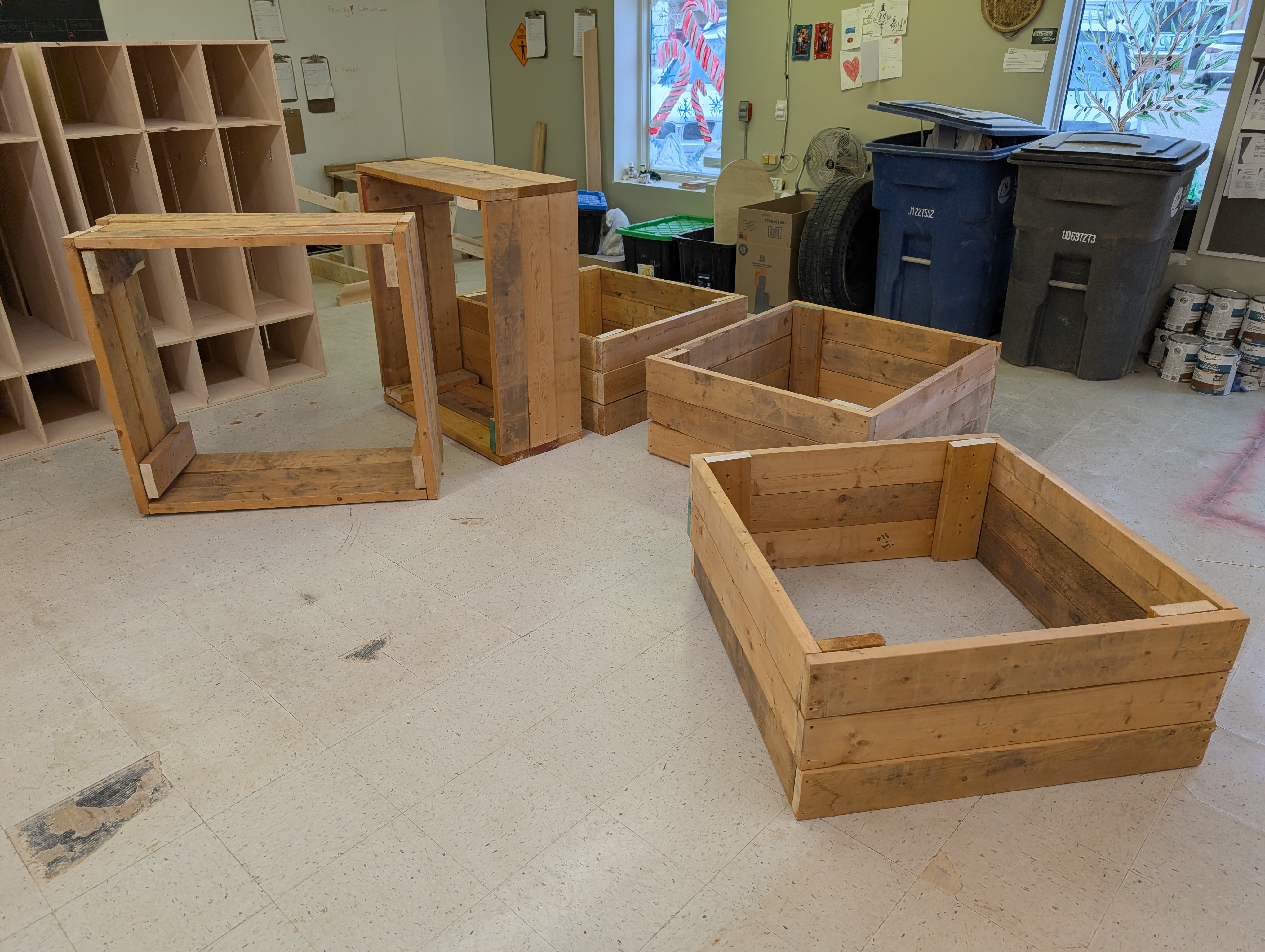 Super Duper Cheap Garden Boxes