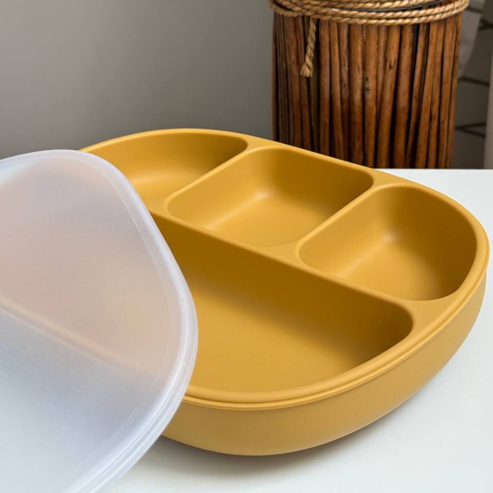 Тарілка на присоску на 4 секції  Манго (Mango)