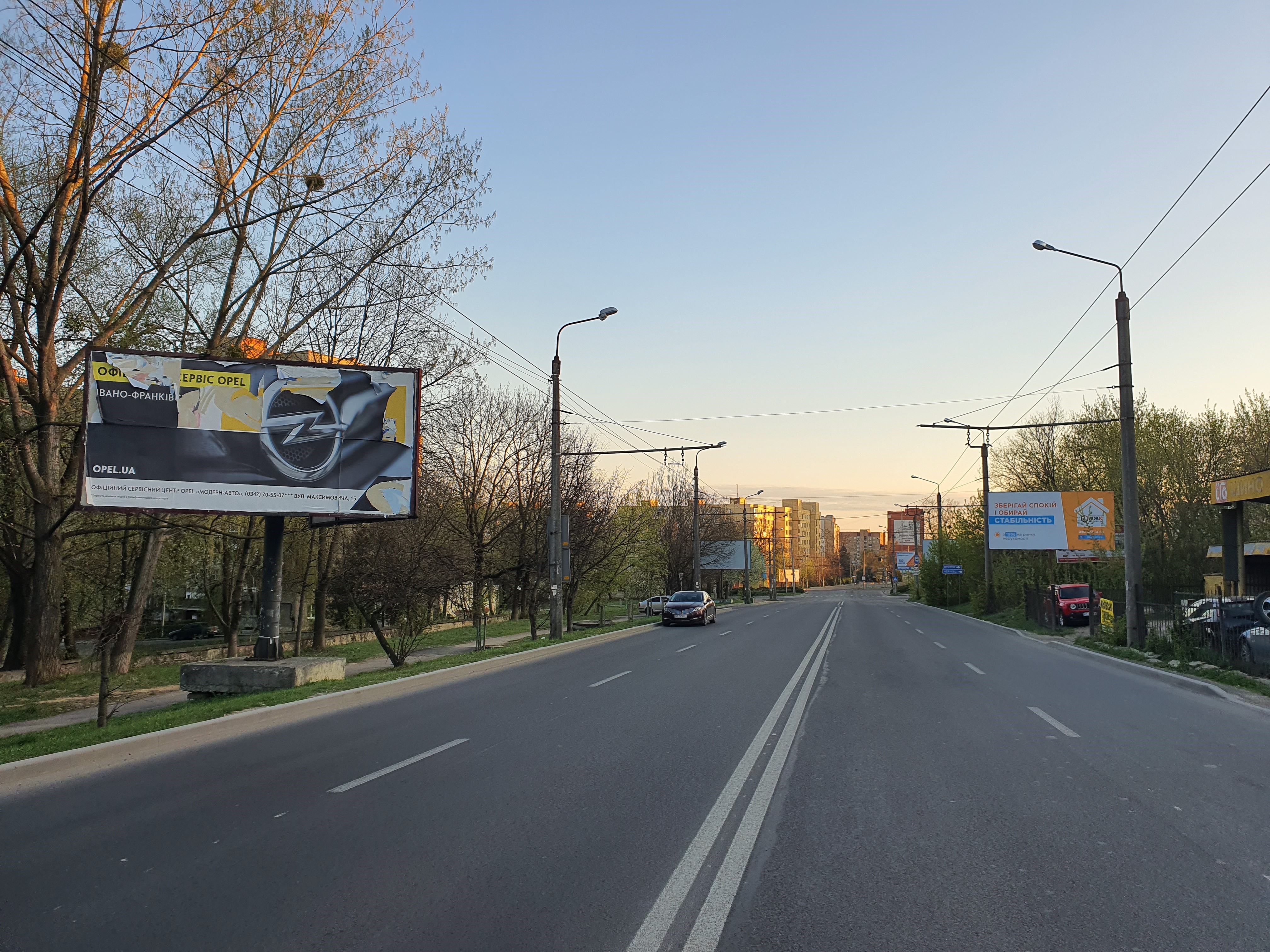 324. вул.Галицька навпроти АЗС "ОККО" (Б)