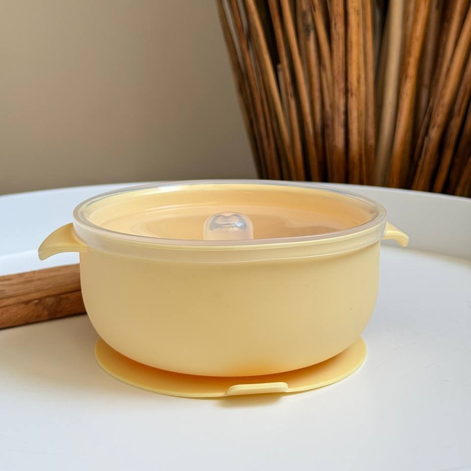 Глибока миска "Каструлька" з кришкою Пастельно жовтий (pastel yellow)