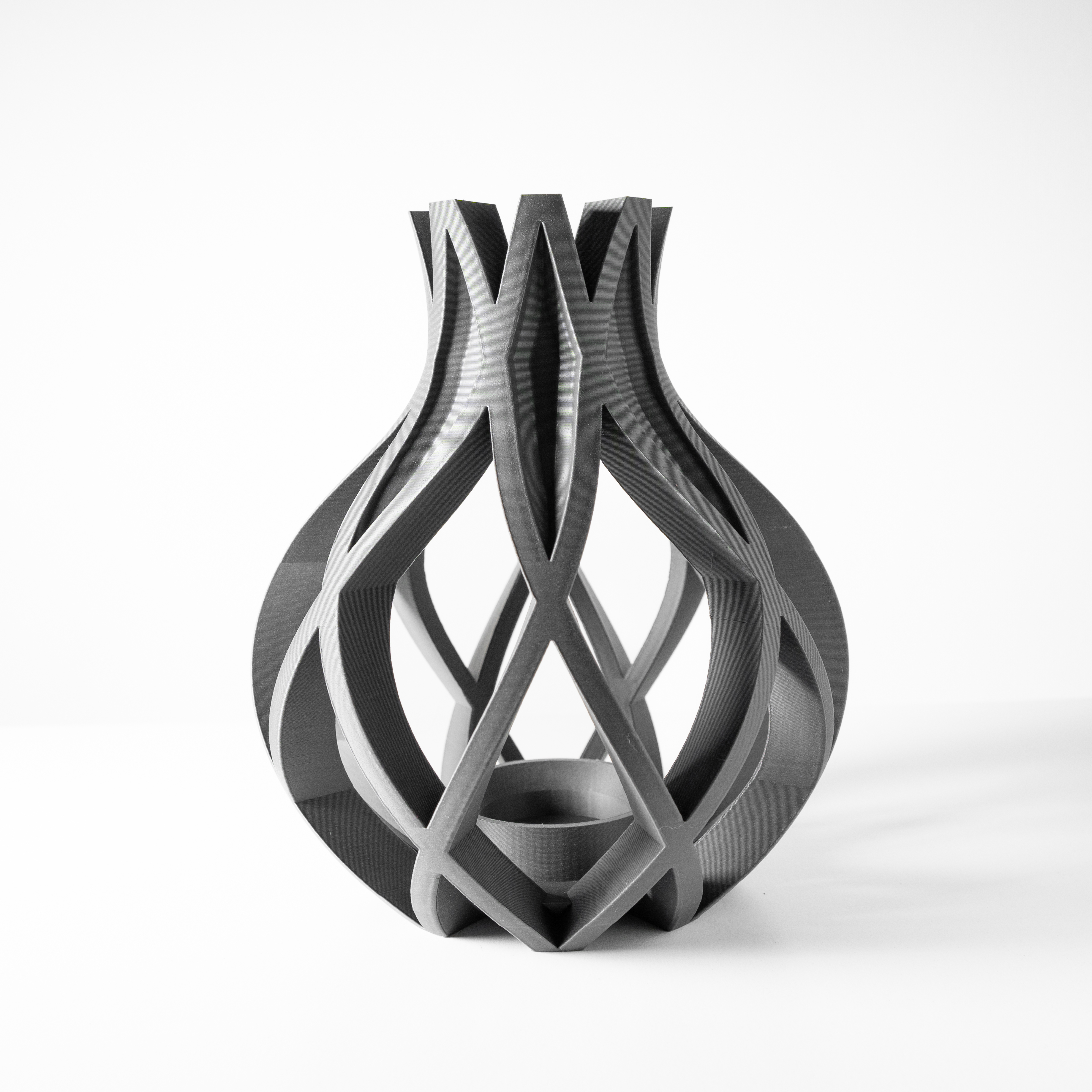 Oukan Vase – Modern Tall 3D Vase