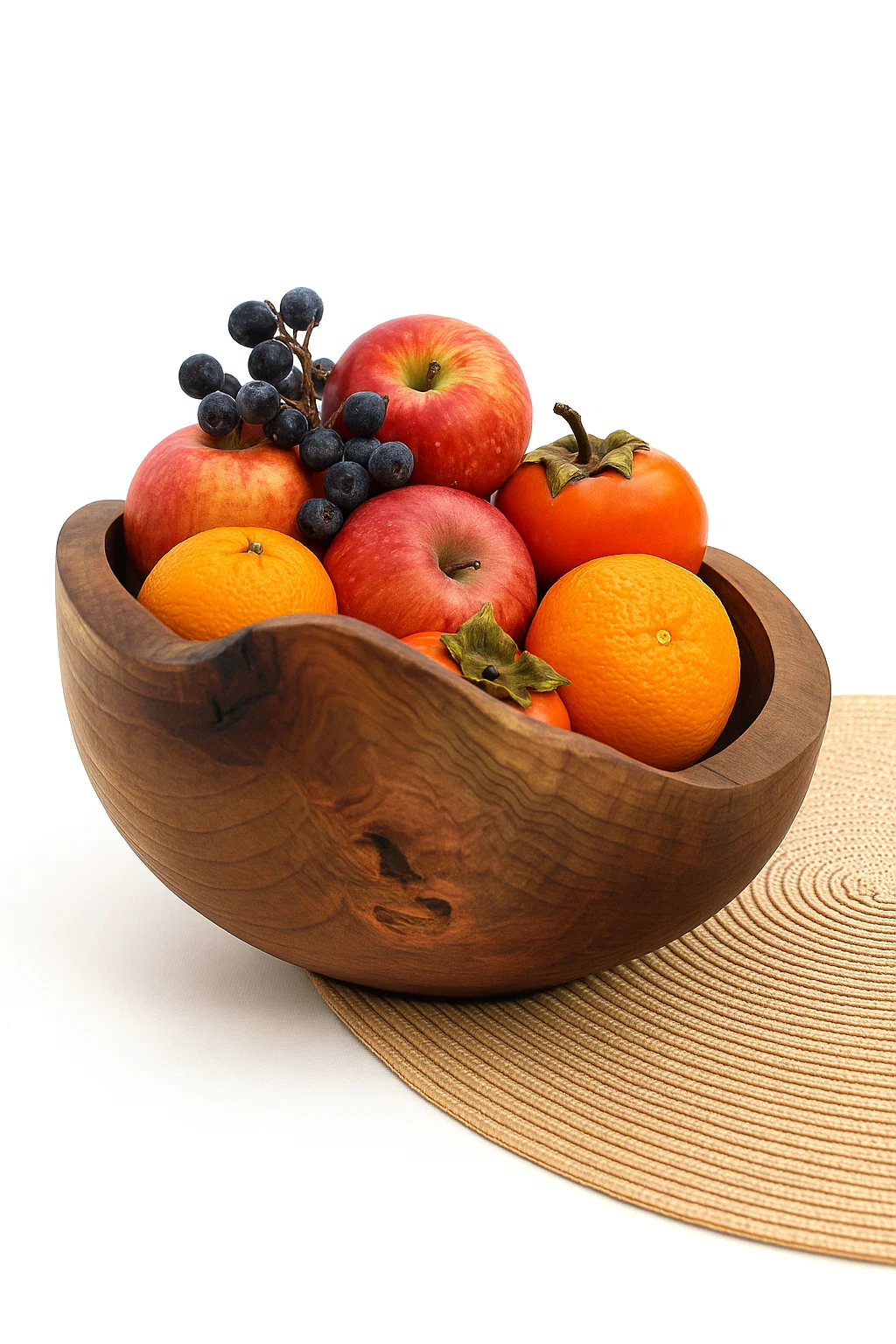 Фруктовниця з горіха