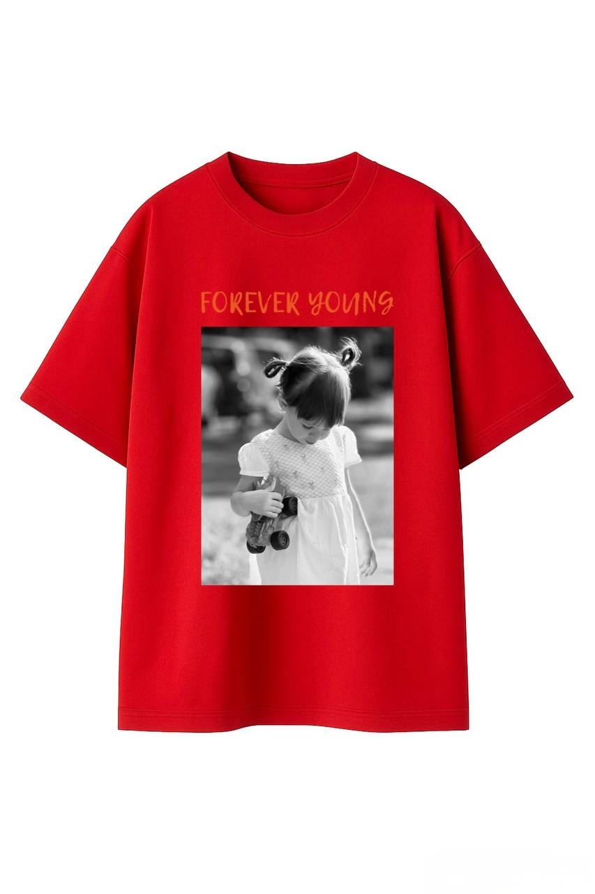 ФУТБОЛКА ОВЕРСАЙЗ ЧЕРВОНА З ПРИНТОМ "ДИТЯЧЕ ФОТО"