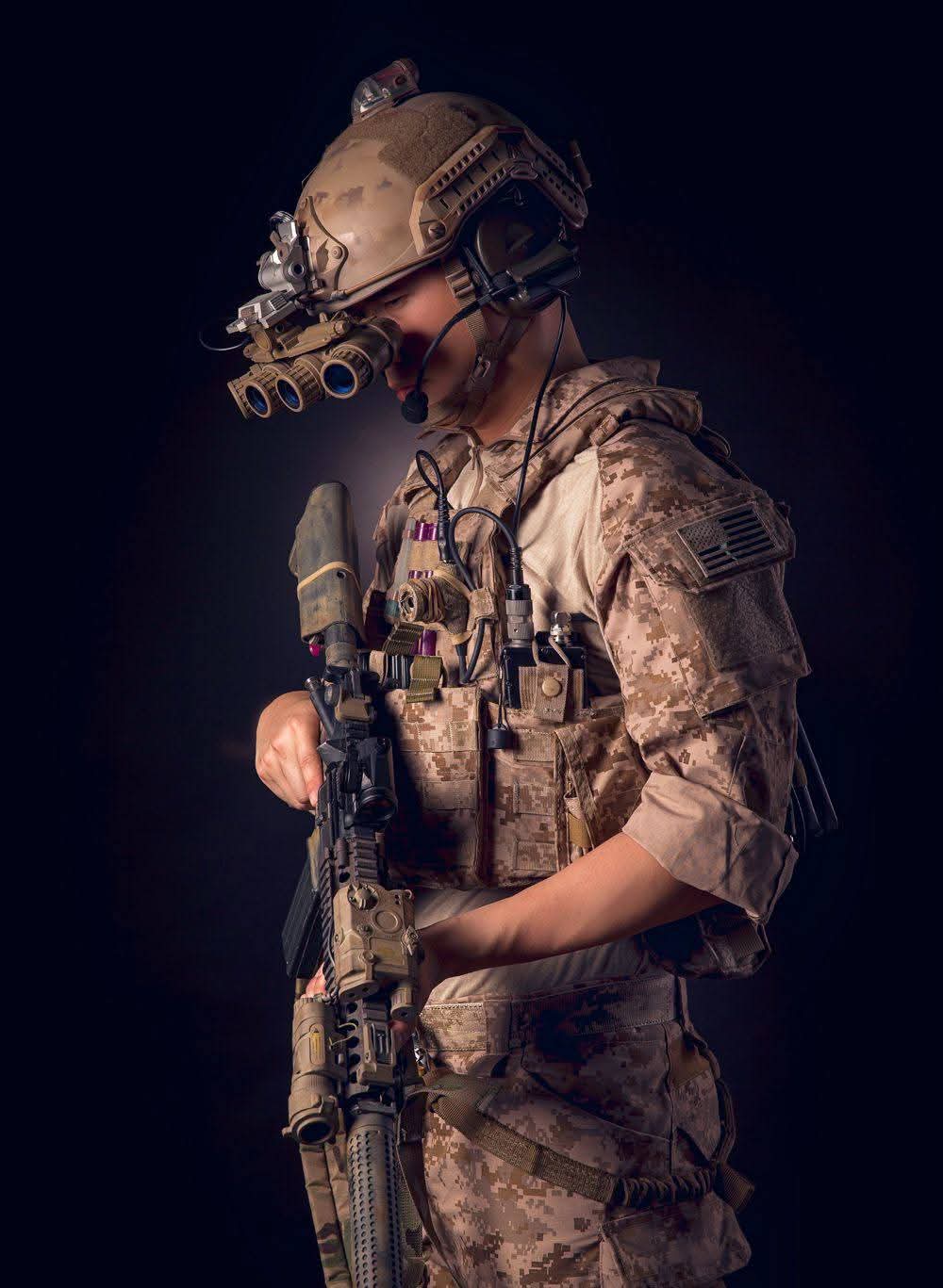 Тактичний бойовий костюм "Combat Suit AOR1" від бренду "War Armor".