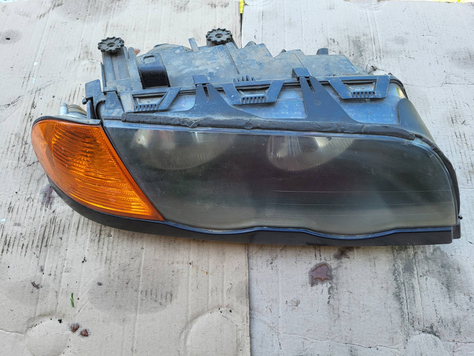 Права передня фара(дорестайл) BMW E46