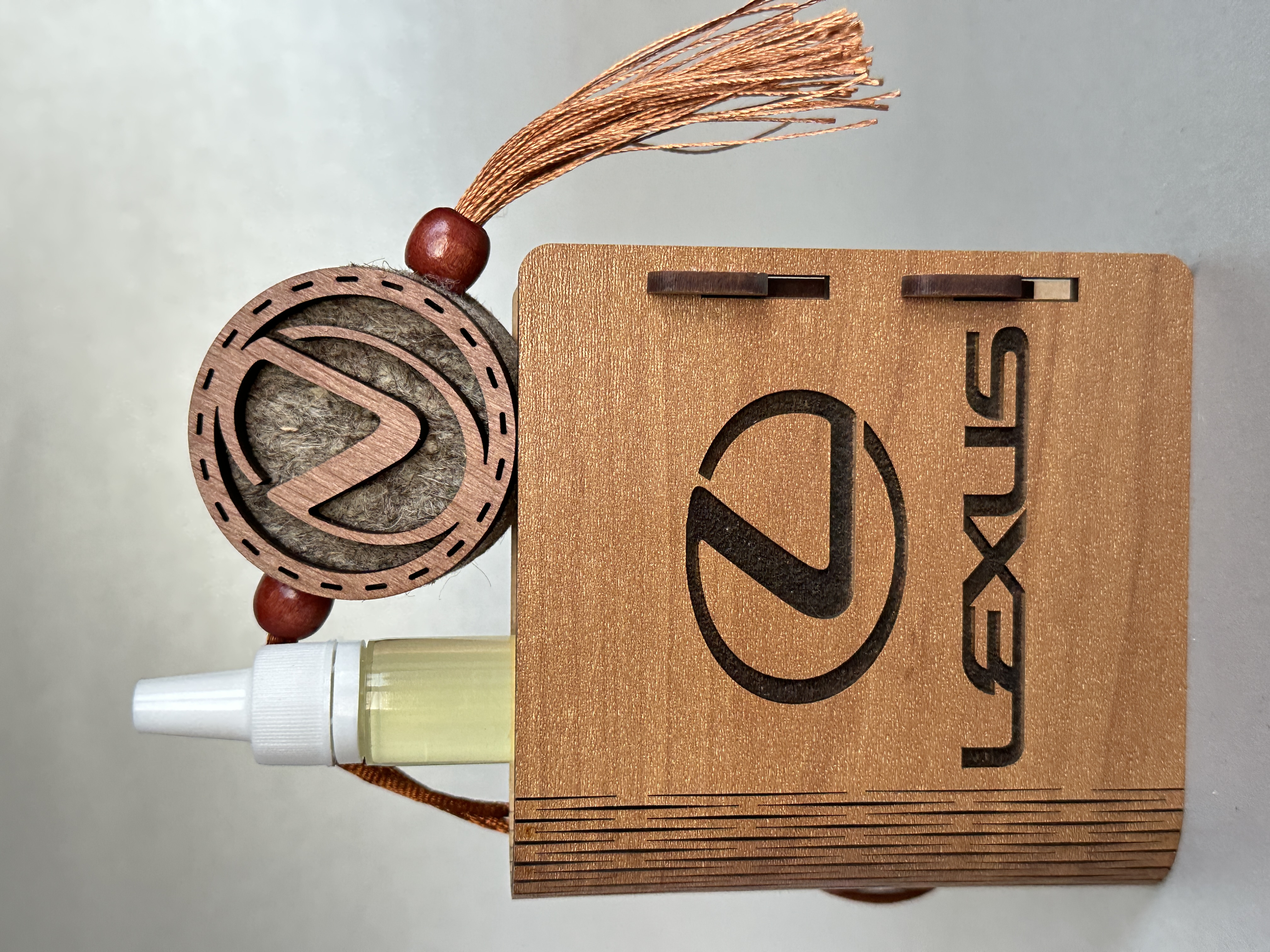 Ароматизатор Lexus