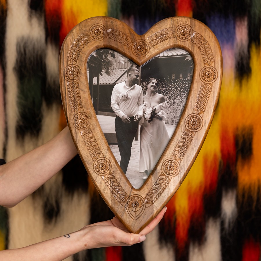 Різьблена рамка "Кутська", 40*30 см