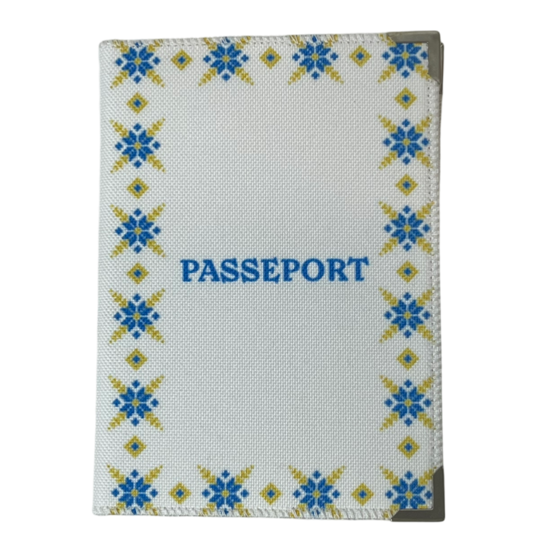 Обкладинка на паспорт "Вишивана Україна" | Housse de passeport "Ukraine brodée"
