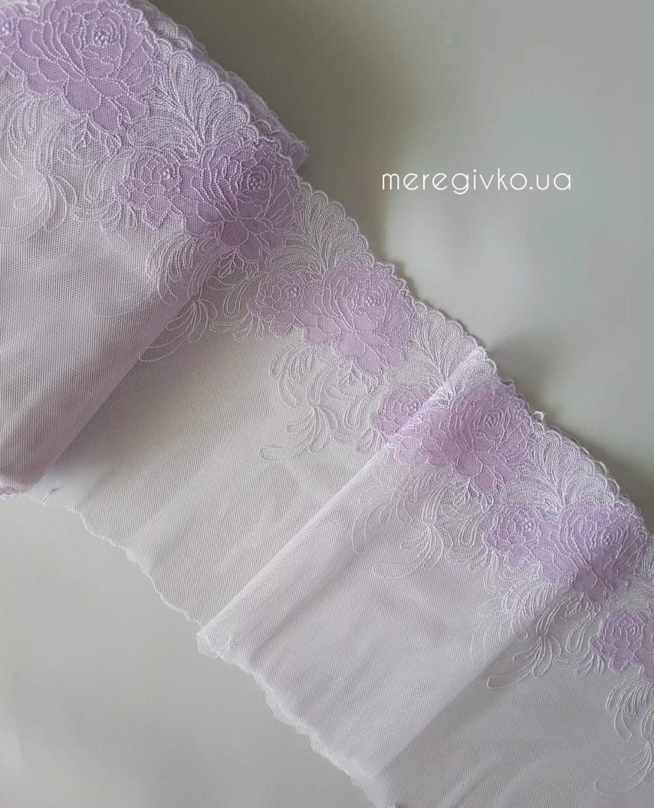 Вишивка на сітці "Lilac"