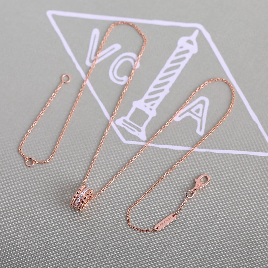 Van Cleef&Arpels підвіска золота