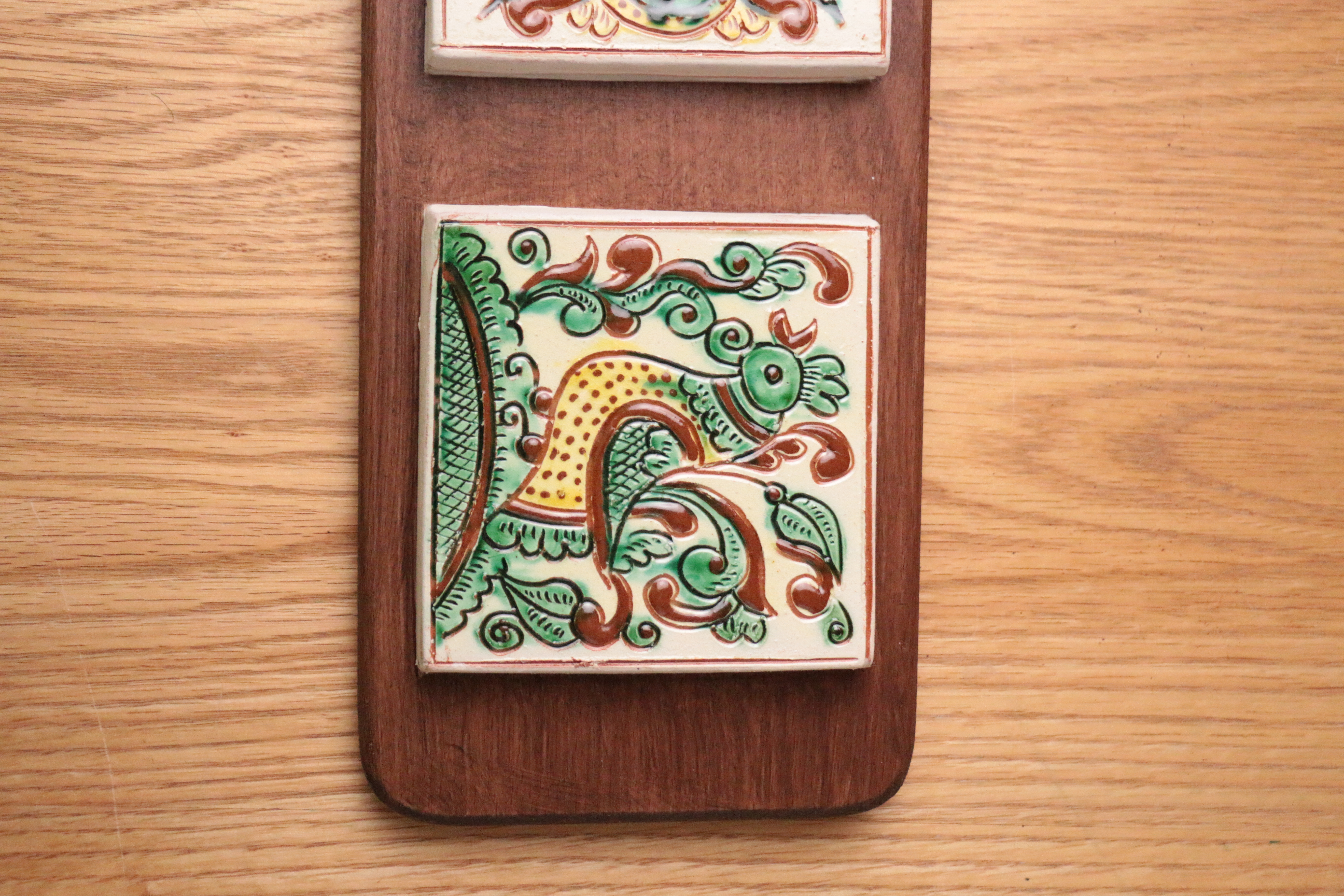 Плиточка на дереві для декору "Півник", 30*13 см