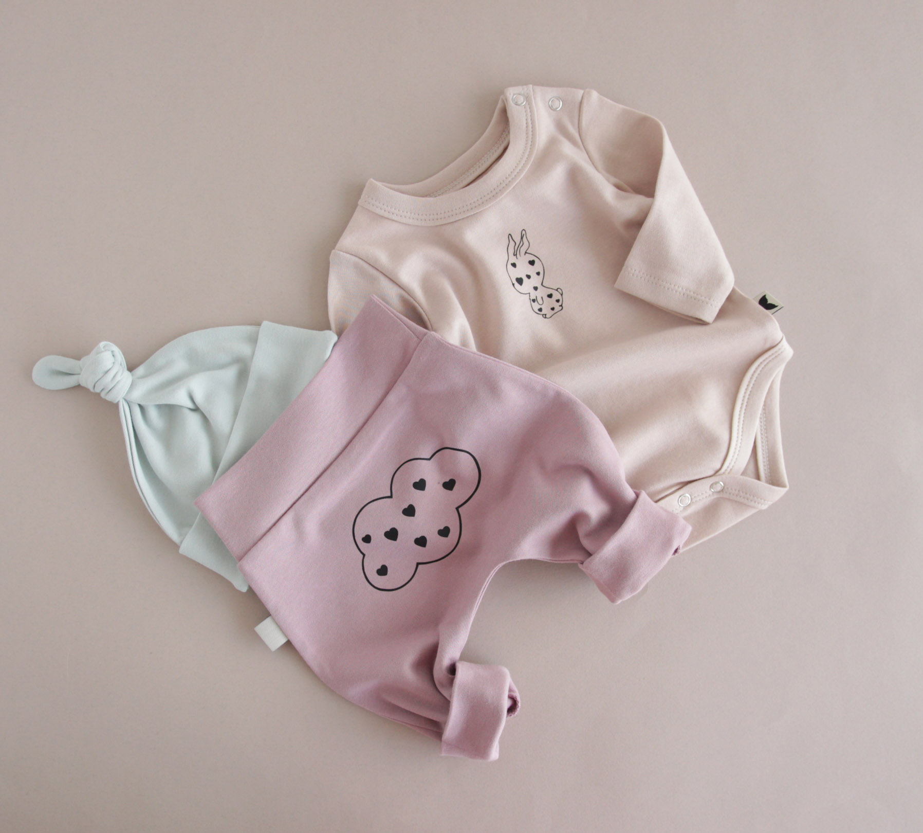Боді, штанці з хмаринкою та шапочка, комплект з 3 шт