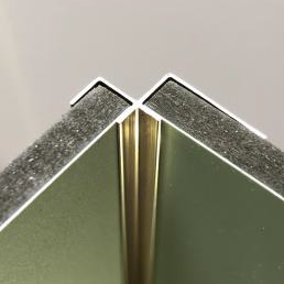 Кутовий внутрішній профіль MC-02 Black