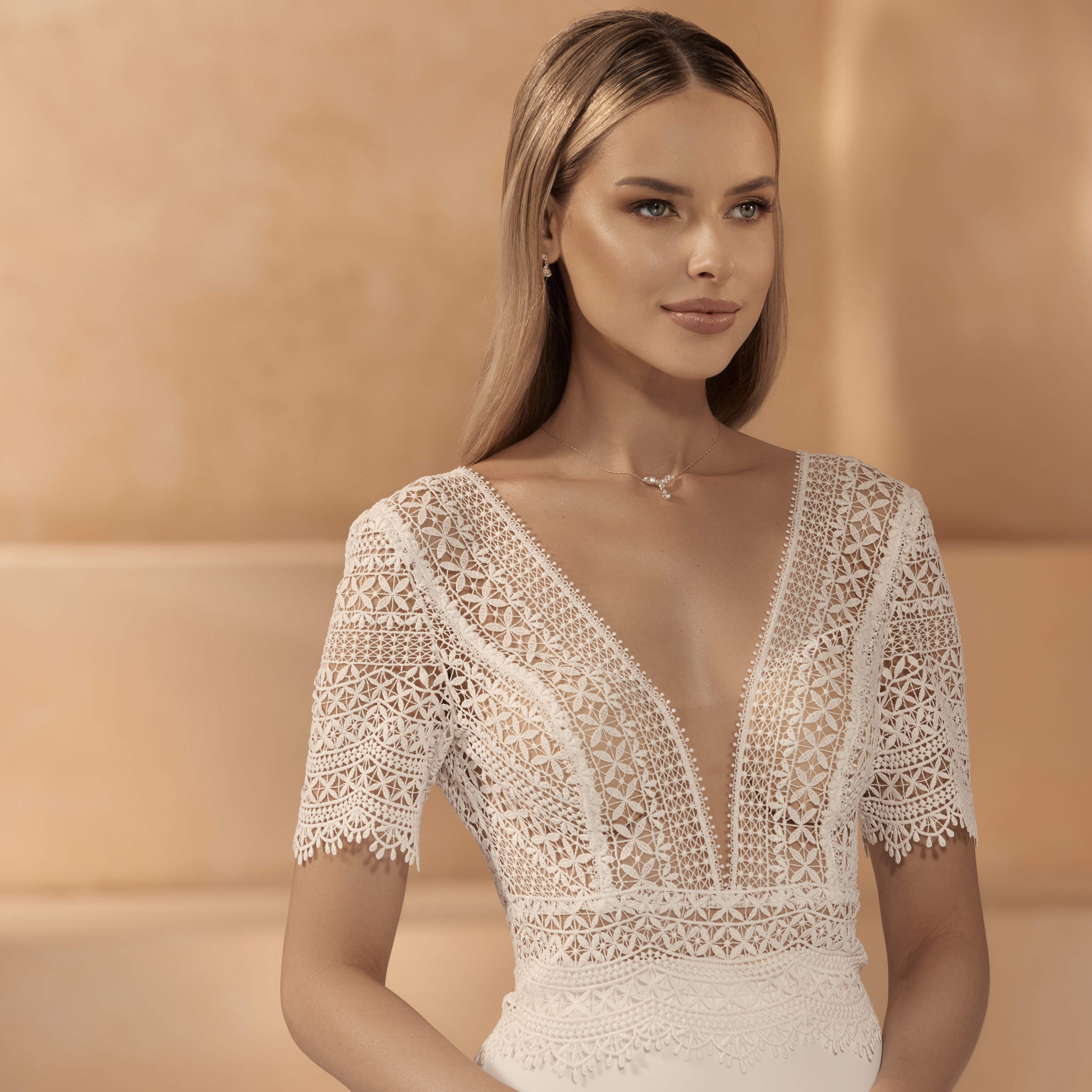 Bianco Evento Brauttop E443