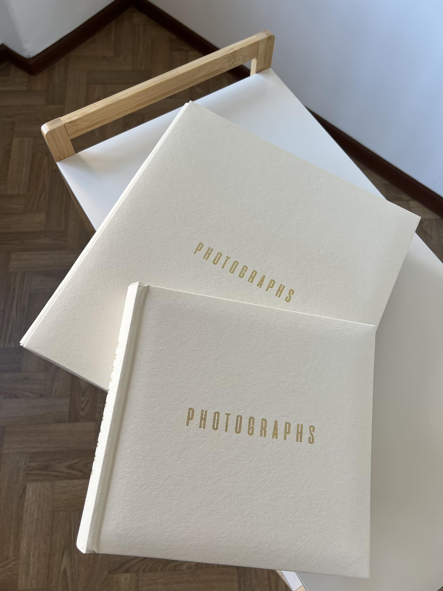 Фотоальбом на 500 фото "Photographs" білий