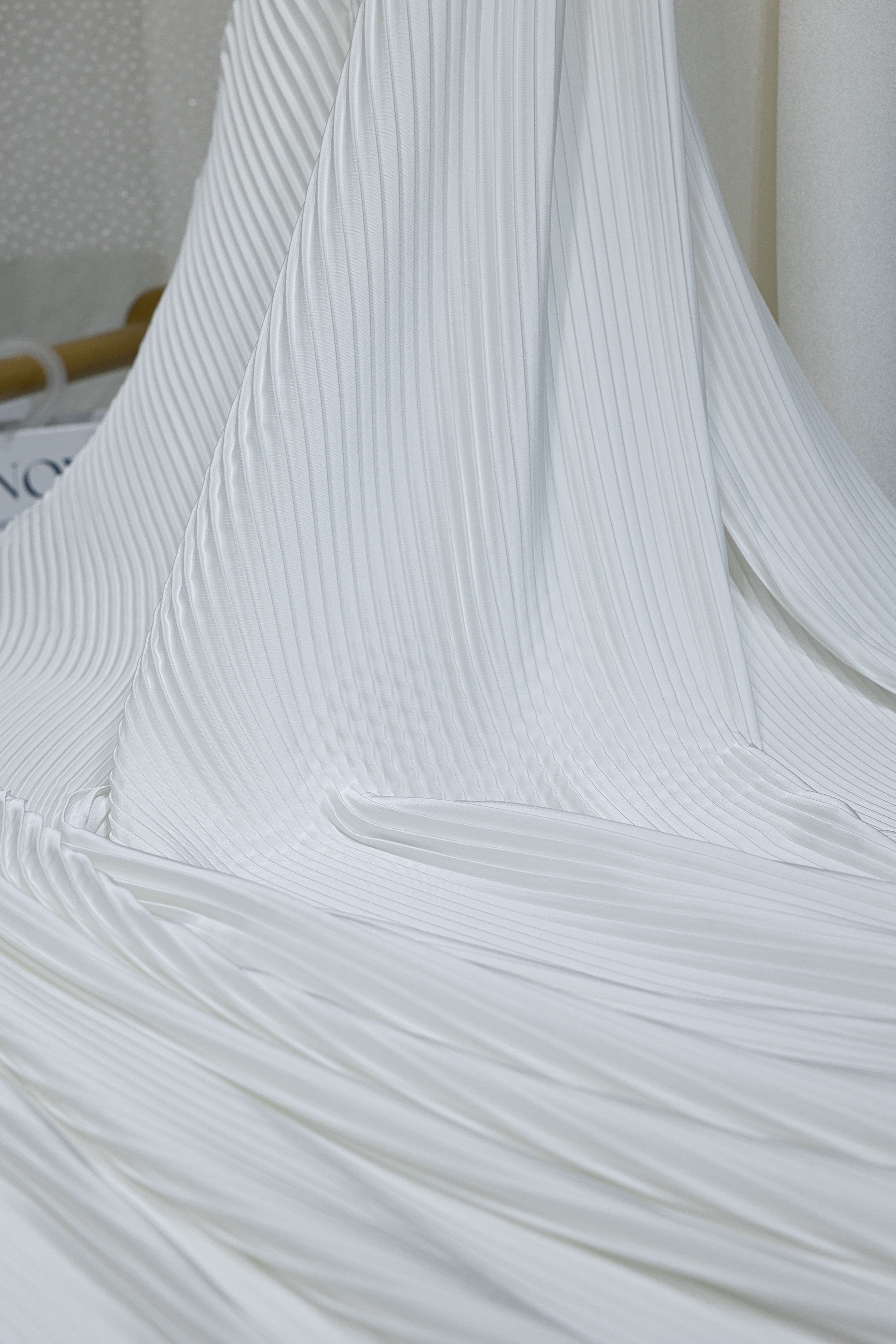 ДАБЛ ШОВК СТРЕЙЧ ПЛІСЕ  150 cm. P/FS047