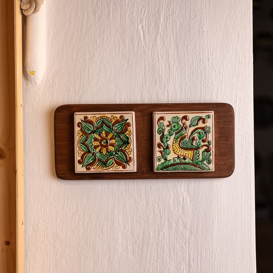 Плиточка на дереві для декору "Півник", 30*13 см