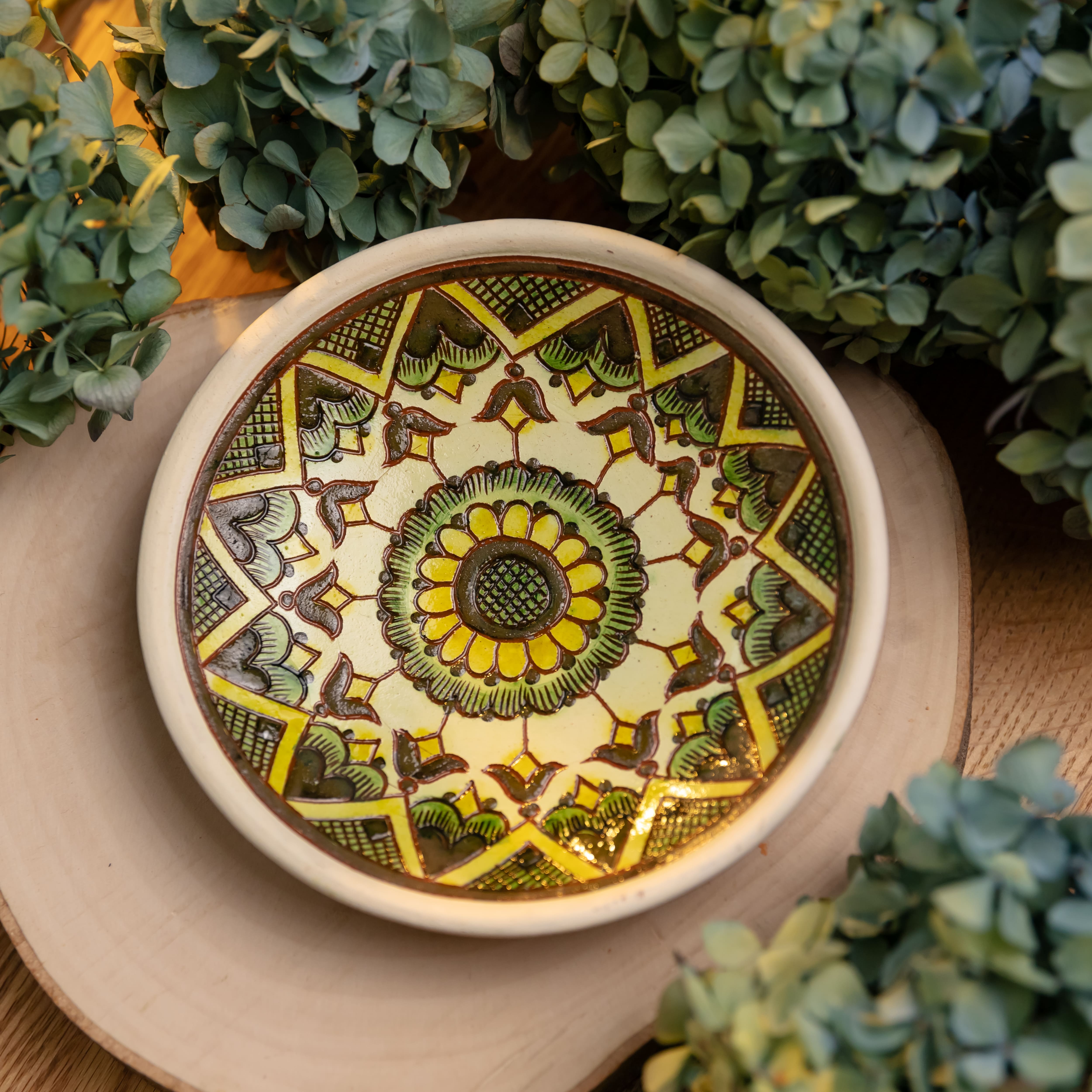 Таріль на стіну 